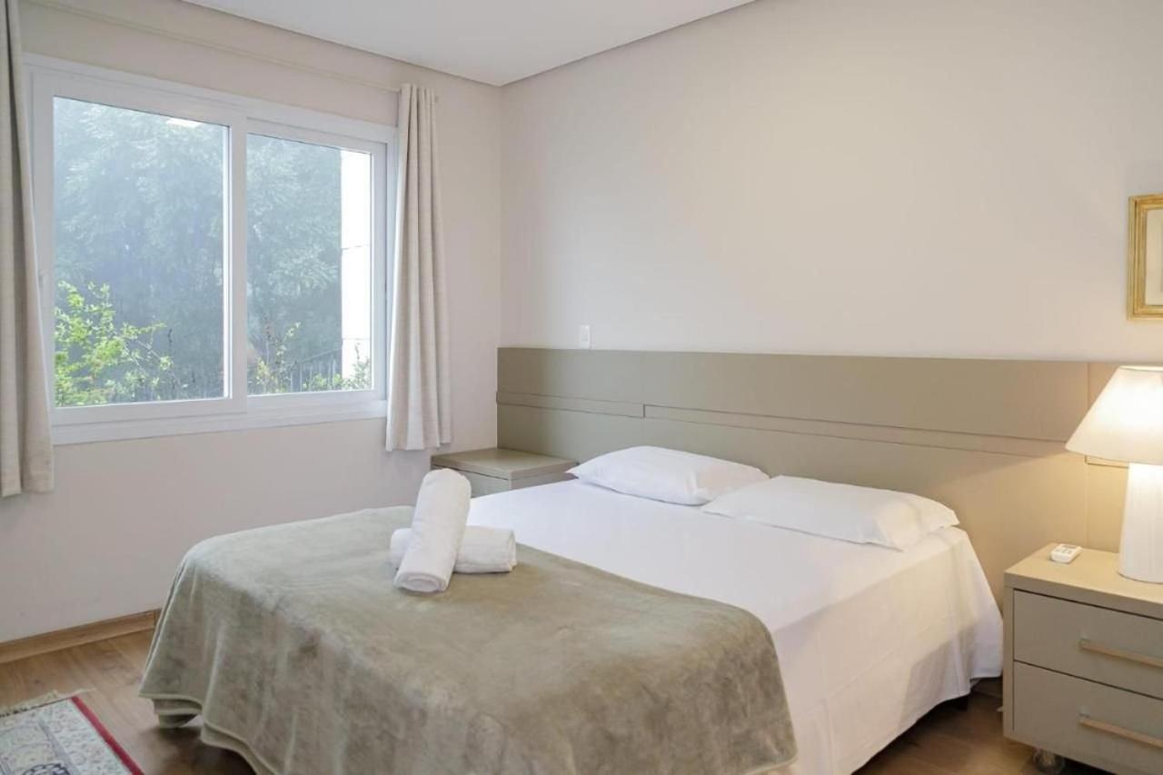Complete and Comfortable Apartment in Gramado