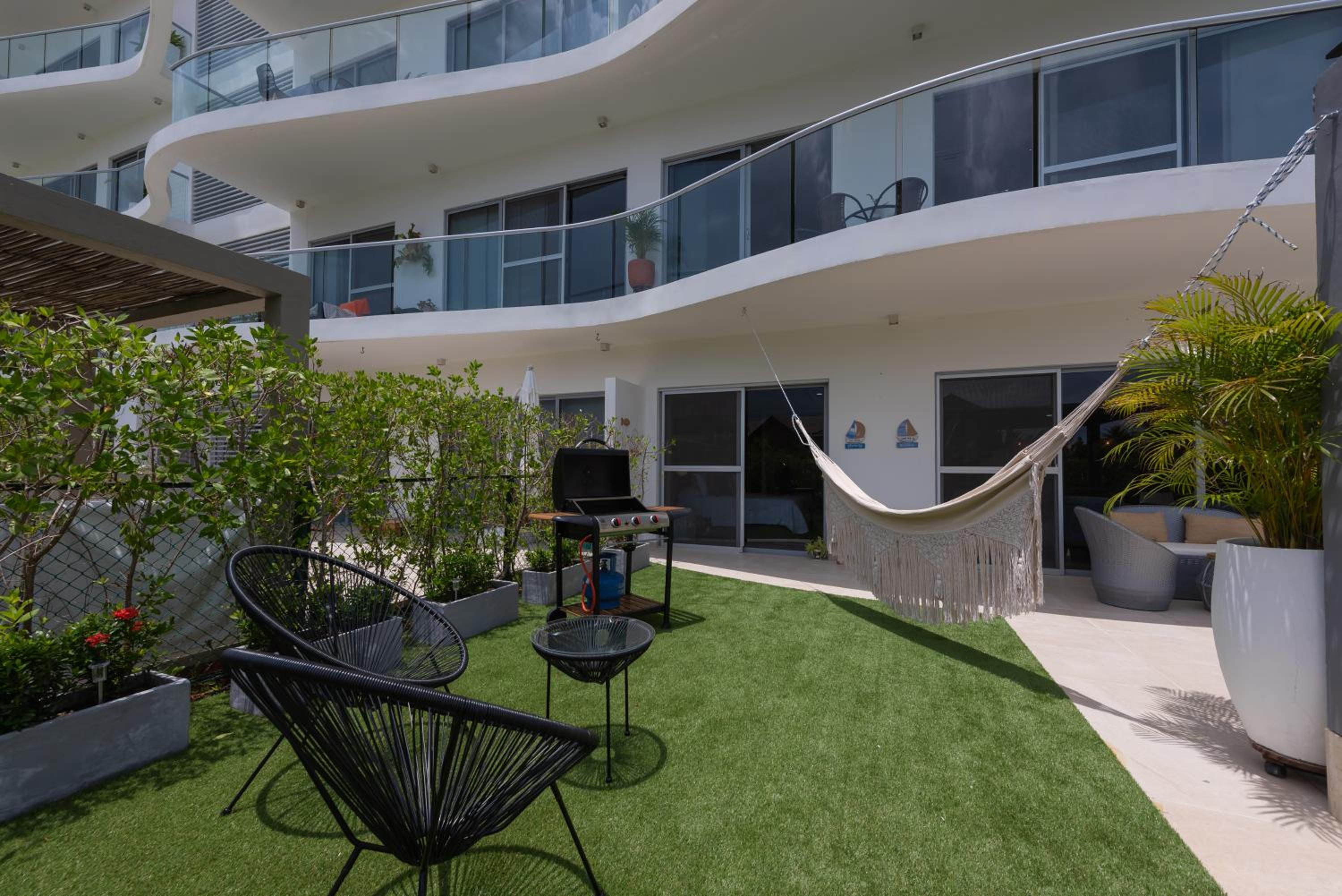 Lujoso Apartamento Con Salida Directa A La Playa Edificio Morros Eco