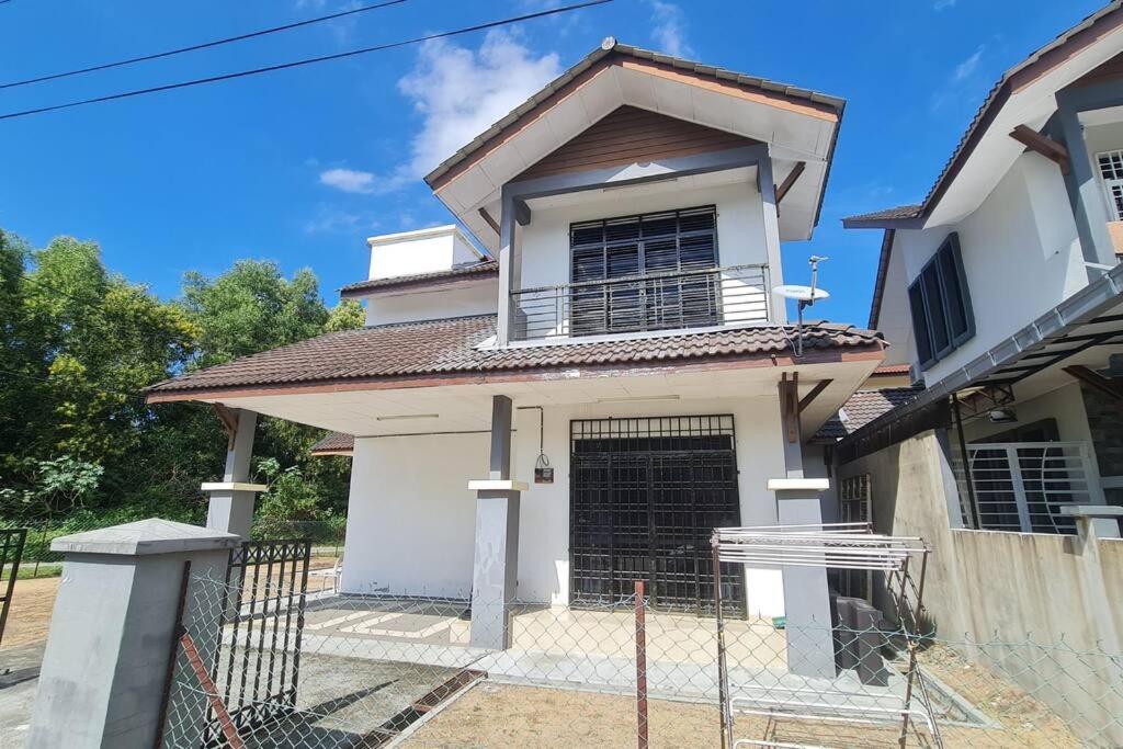 Sejati Homestay (Corner Lot) photo 3