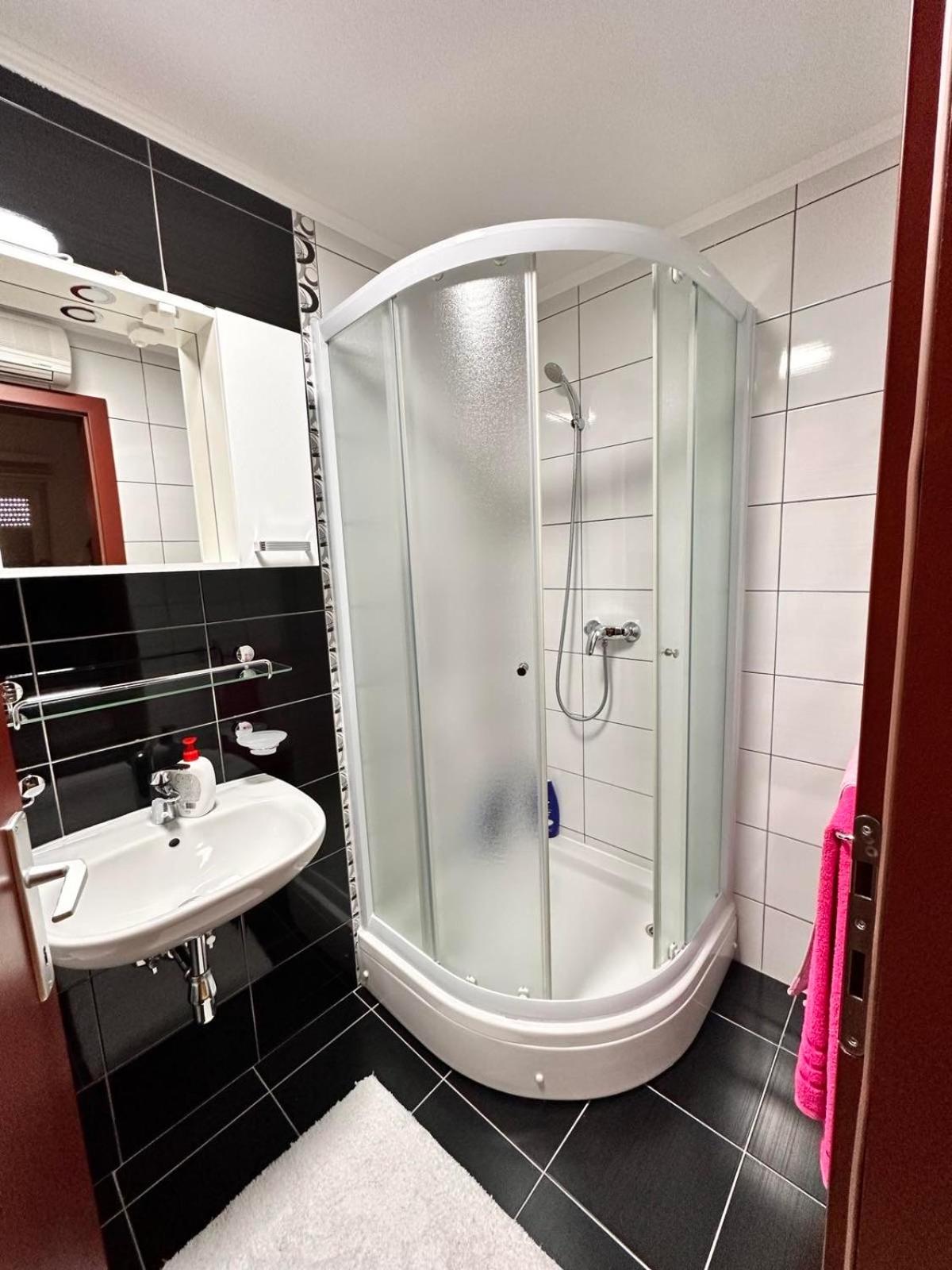Apartman T&A