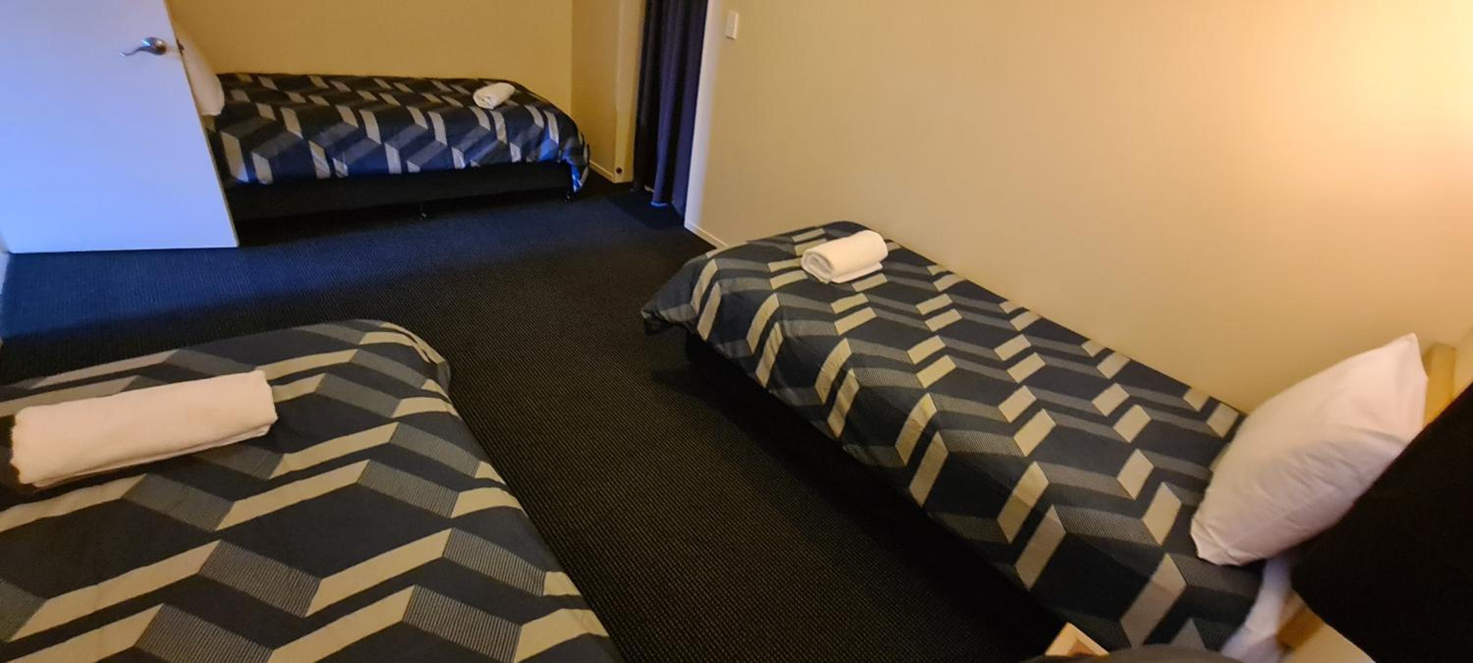 New Castle Motor Lodge