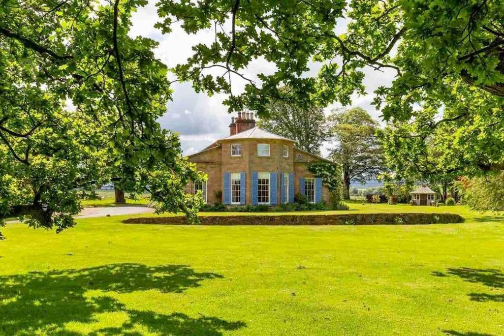 Luxury Scottish Manor house + jacuzzi + bbq cabin + helipad view 4
