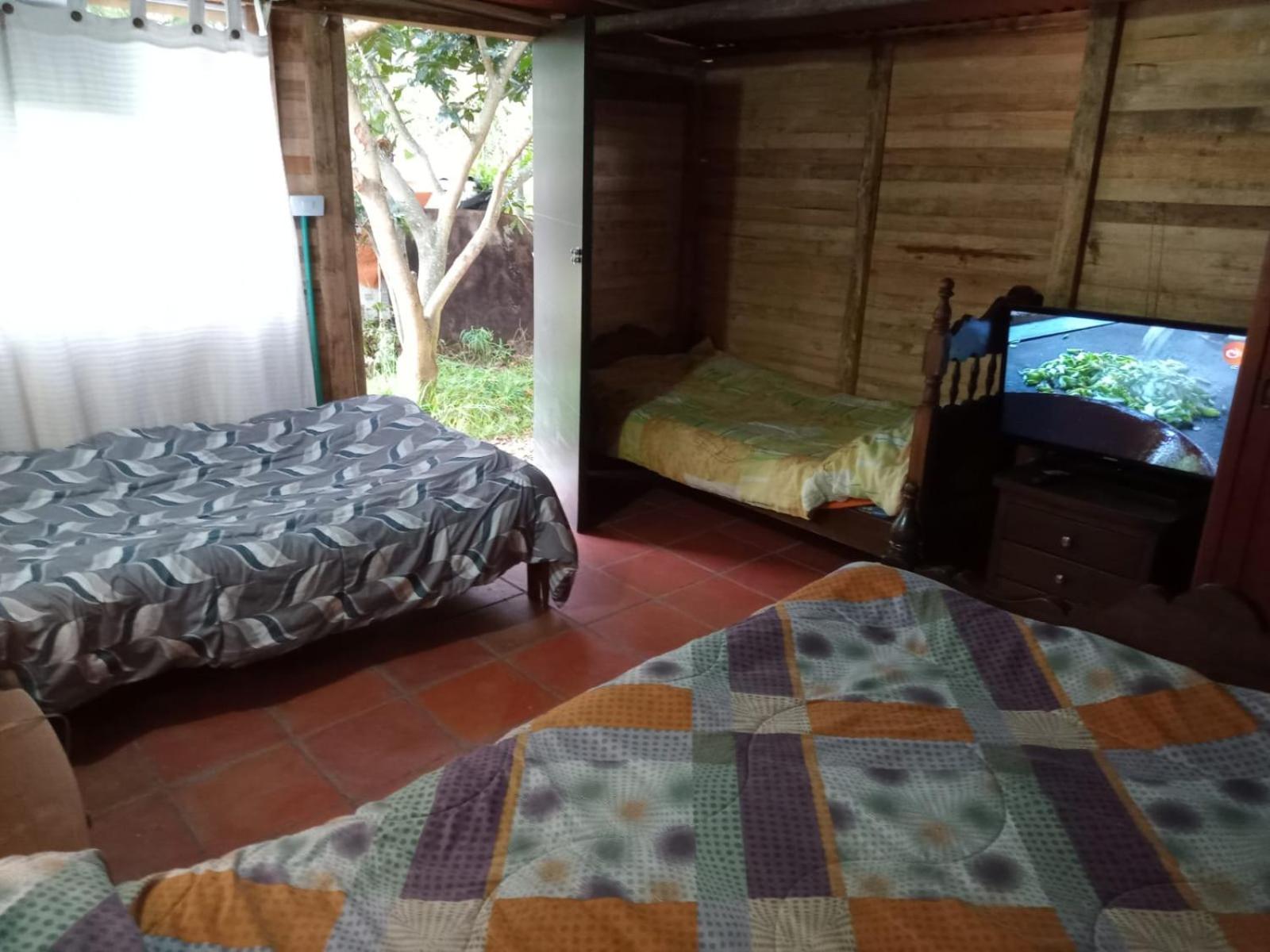 Hospedaje y Zona de Camping Pistacho