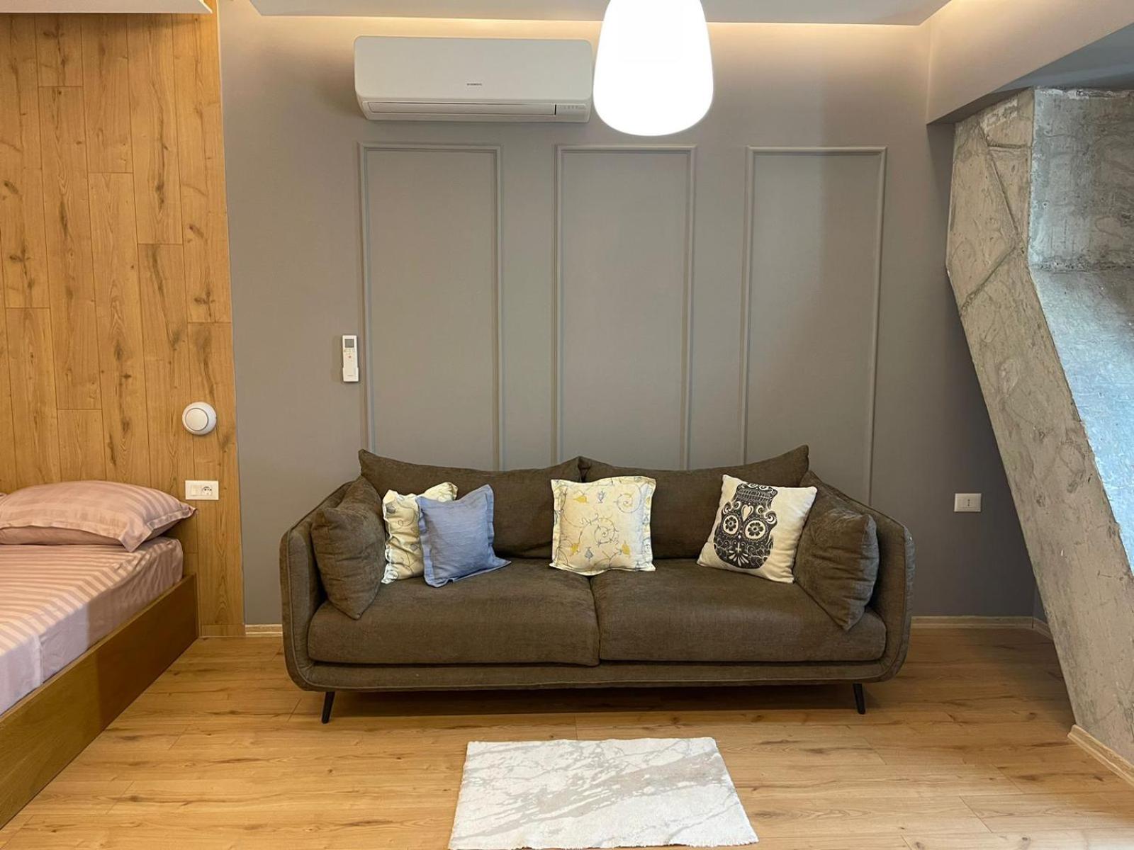 Square 21 Studio Apartments