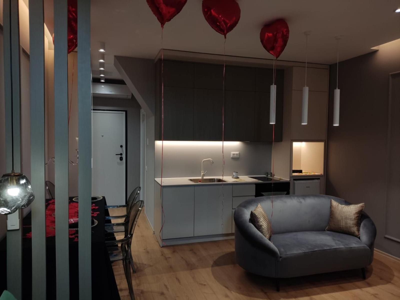Square 21 Studio Apartments