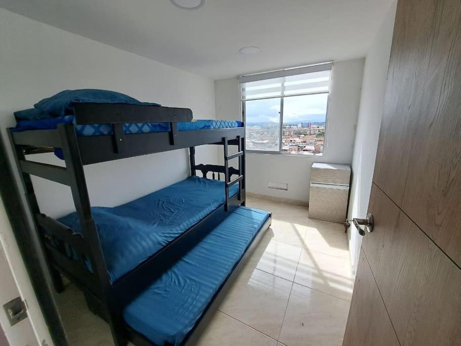 Apartamento moderno cerca del aeropuerto