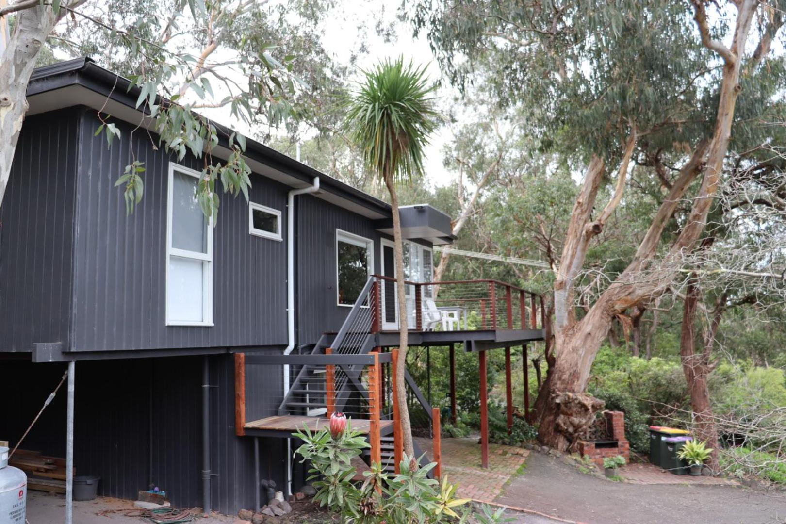 Whispering Gums - Ocean Views, Pet Friendly, EV UNIT 7kW for electric cars, Sleeps 7
