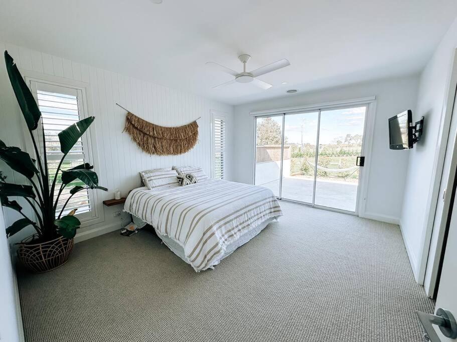 Farm Stay in stunning new home