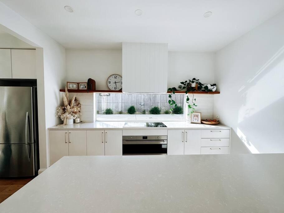 Farm Stay in stunning new home