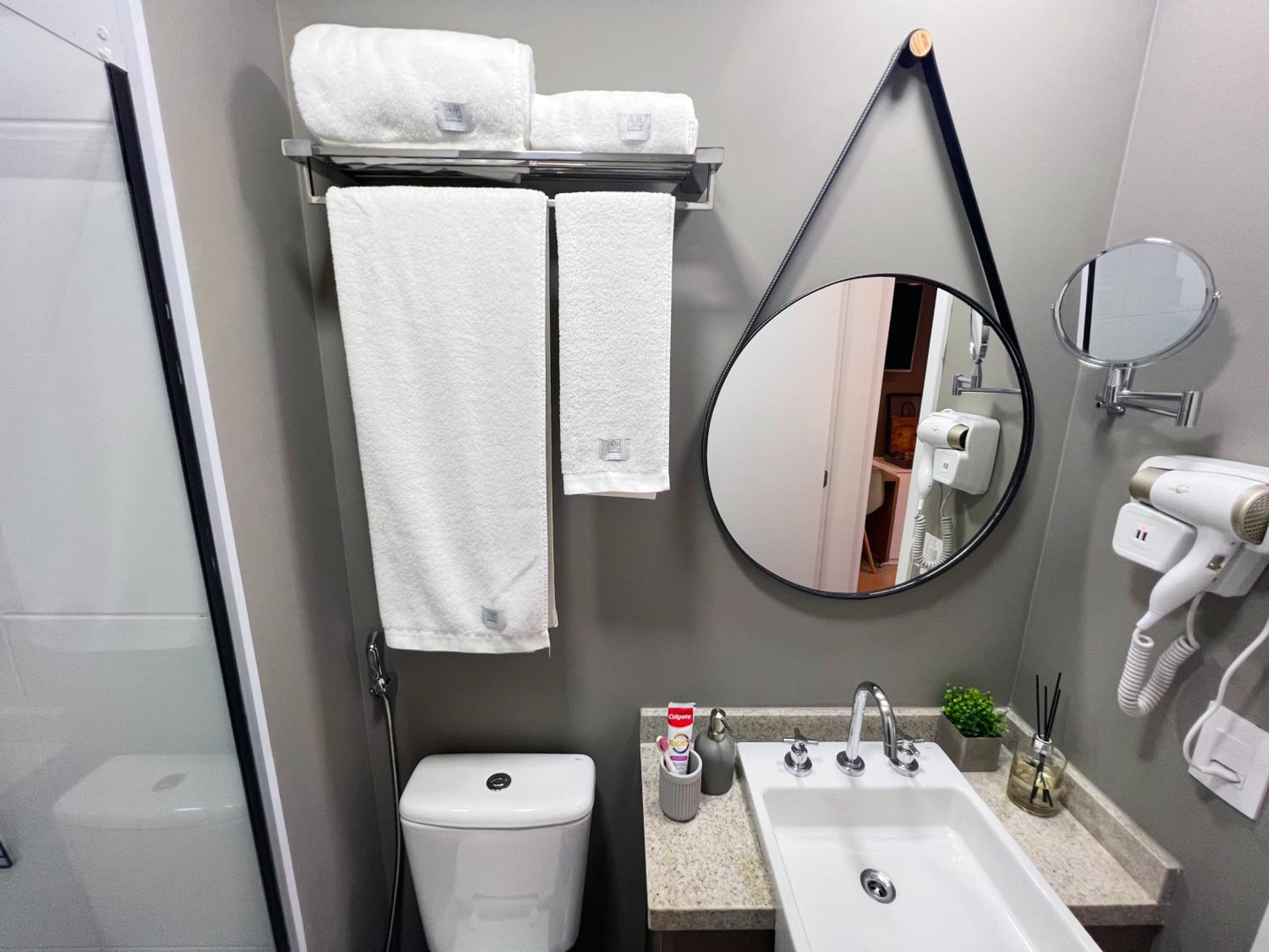 Confort Studio Pinheiros I Jardins