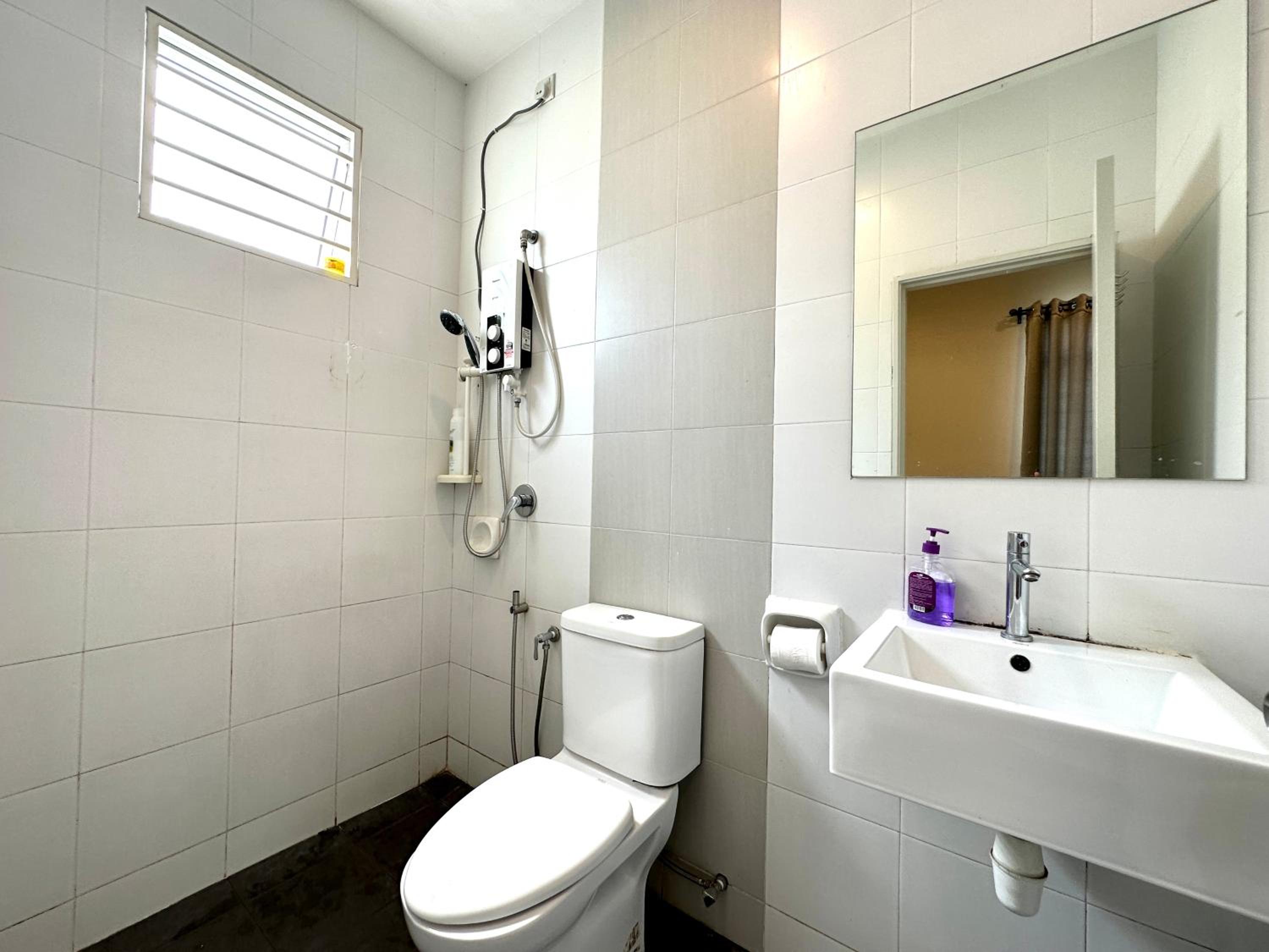 BNB Casa Grande at Rawang - spacious, 15 pax and WiFi, photo 35