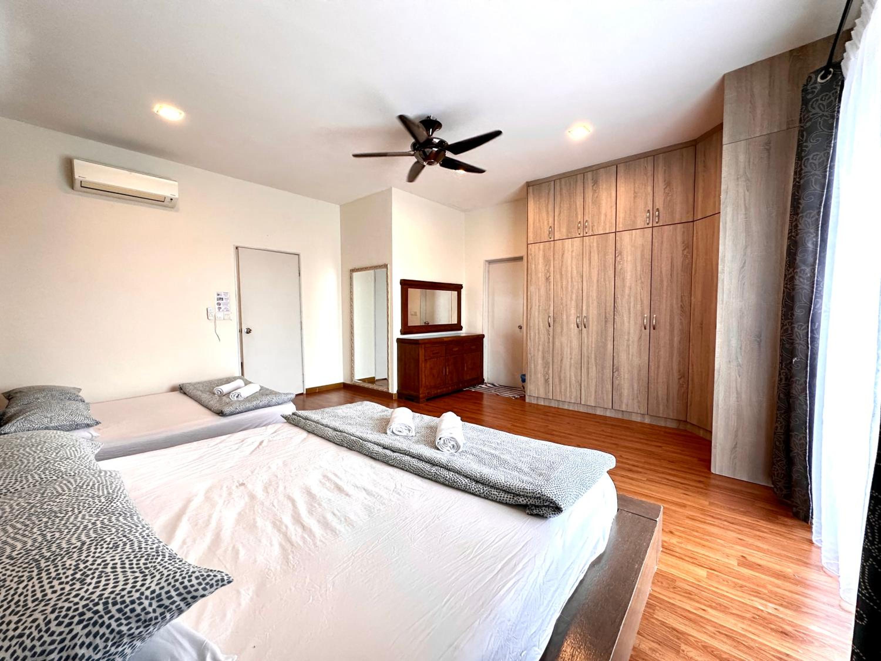 BNB Casa Grande at Rawang - spacious, 15 pax and WiFi, photo 27