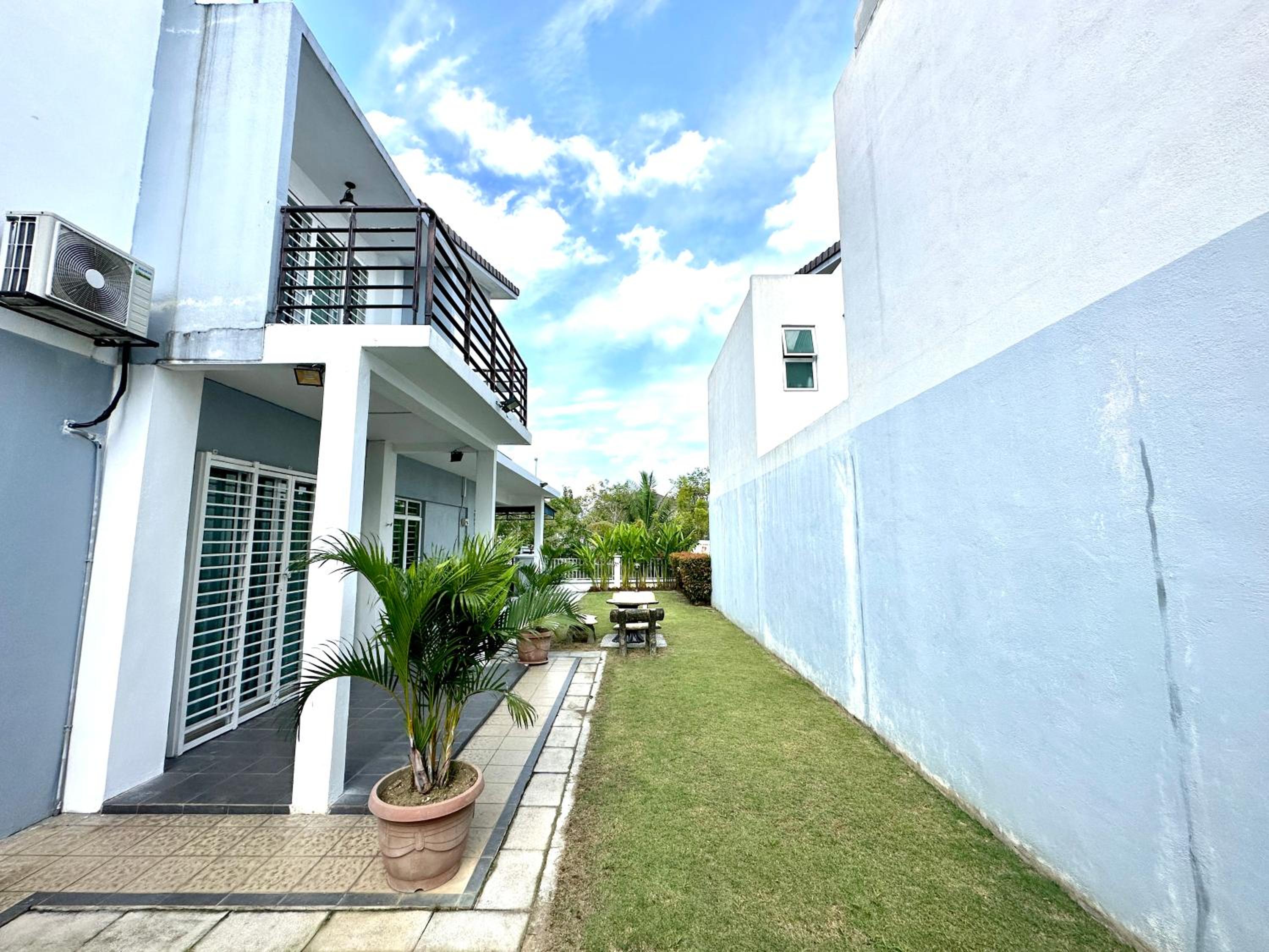 BNB Casa Grande at Rawang - spacious, 15 pax and WiFi, photo 15