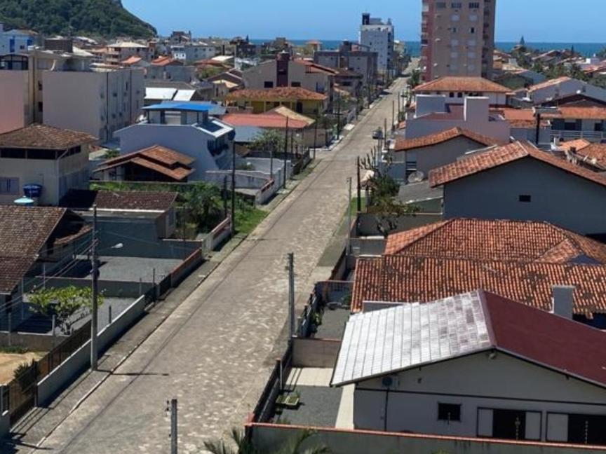 Apartamento na Praia da Enseada, 100 mt praia view 3