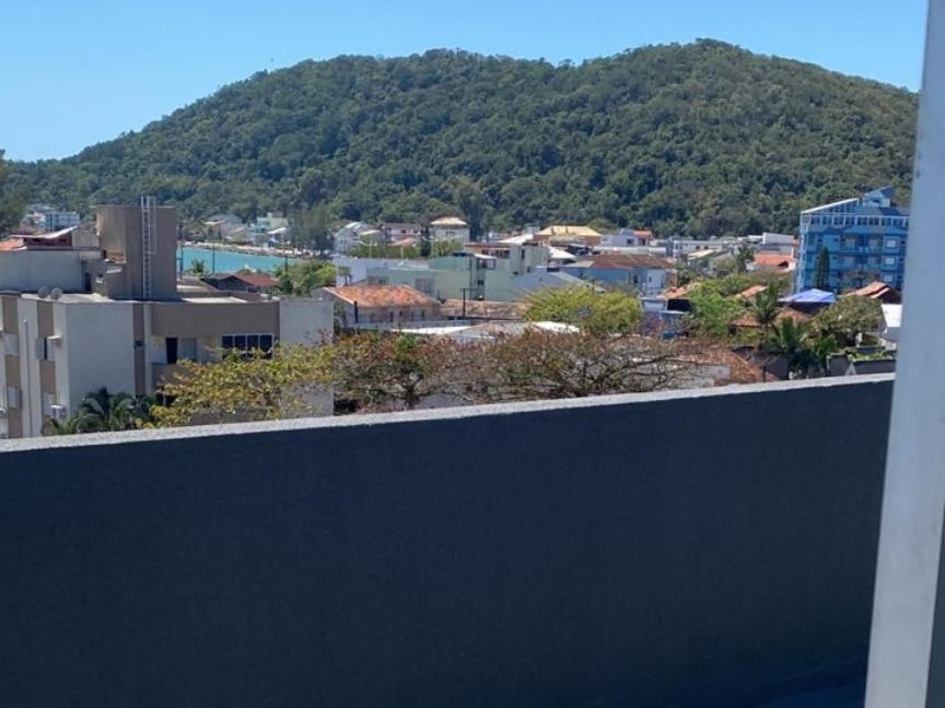 Apartamento na Praia da Enseada, 100 mt praia view 4