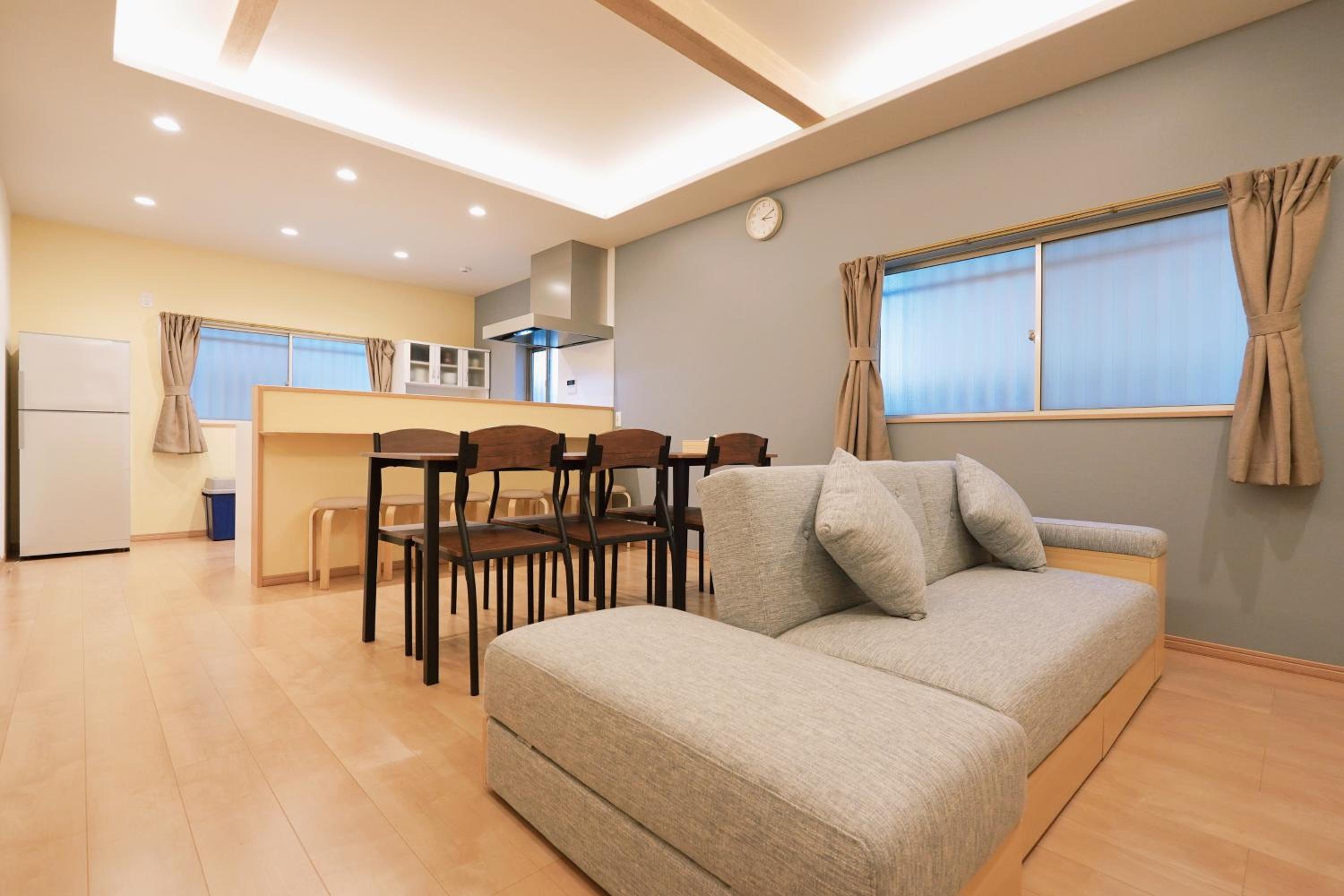 nestay terrace house osaka tsutenkaku