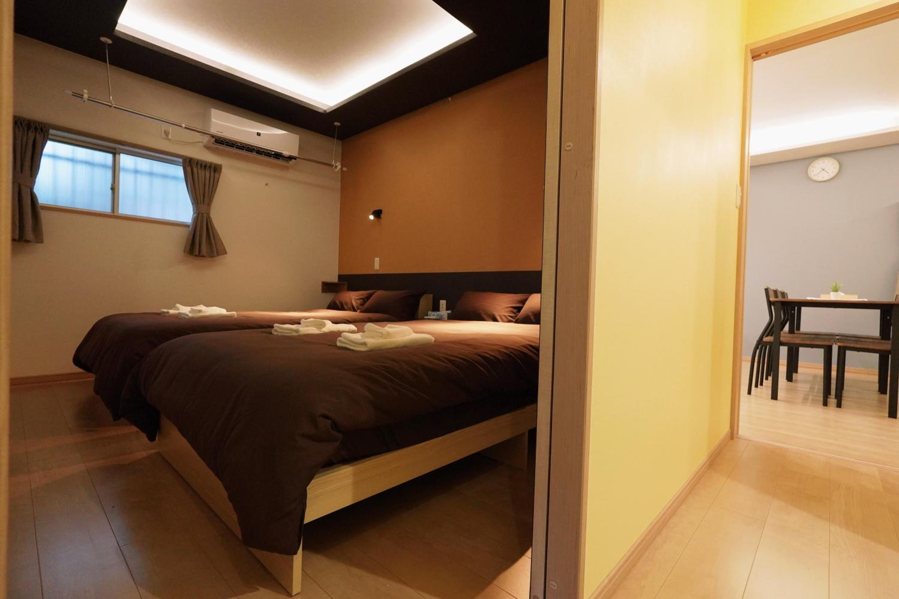 nestay terrace house osaka tsutenkaku