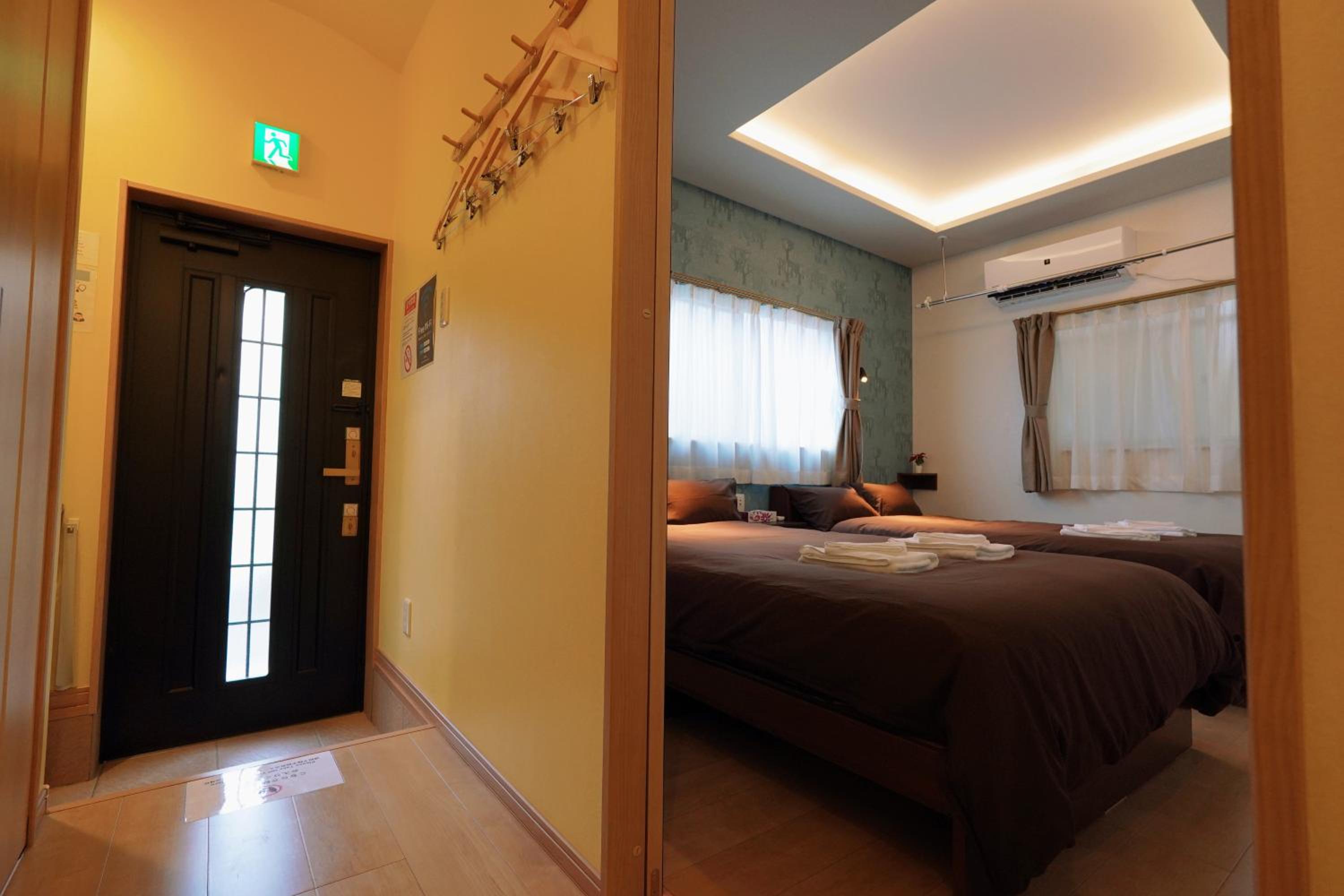 nestay terrace house osaka tsutenkaku