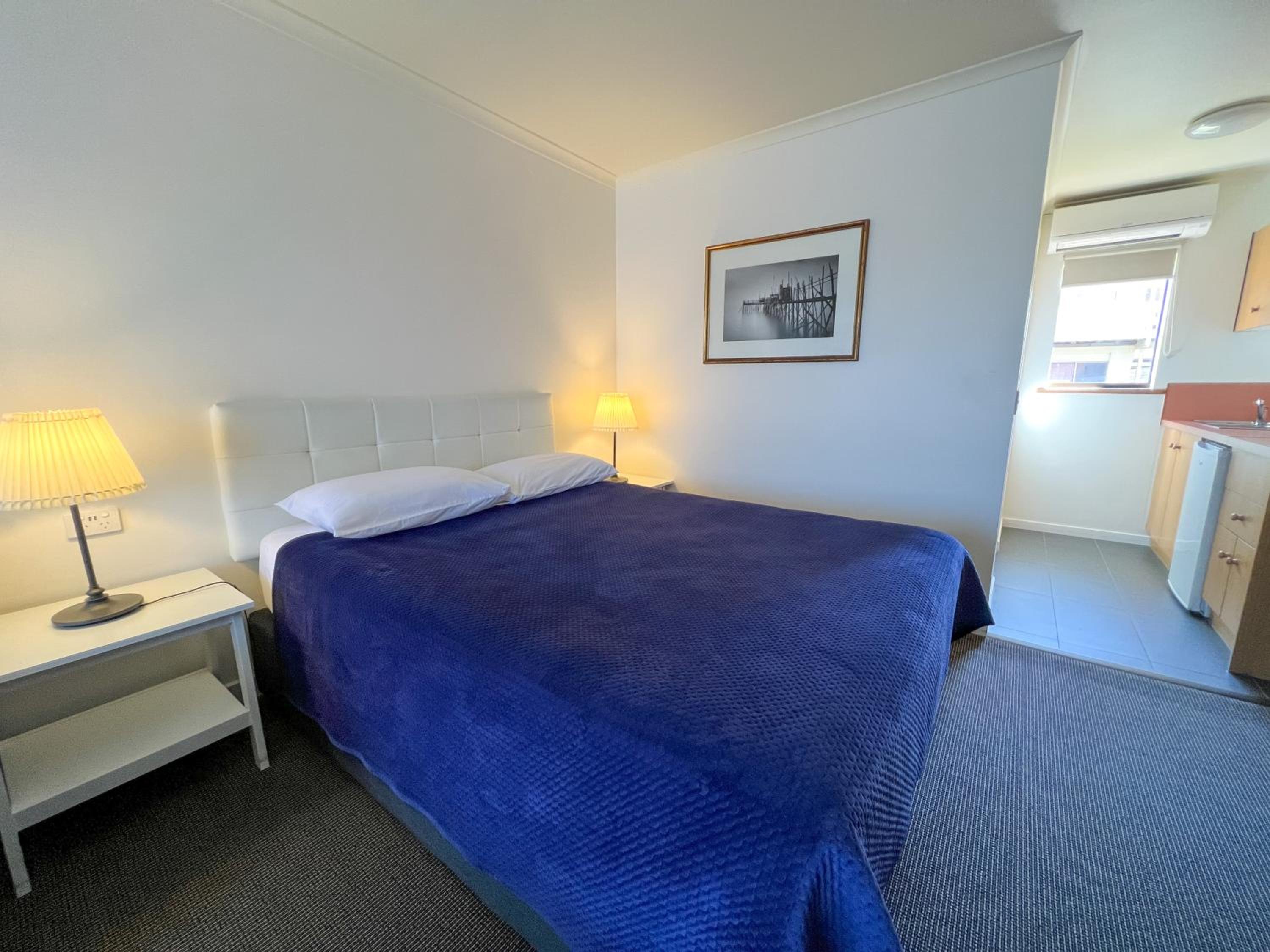Summerhill Motor Inn