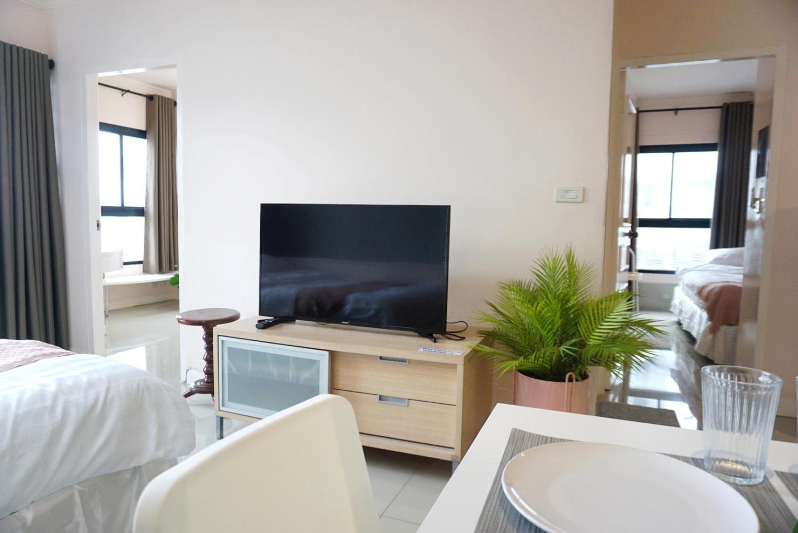 Center Bangkok Suite next to Platinum mall