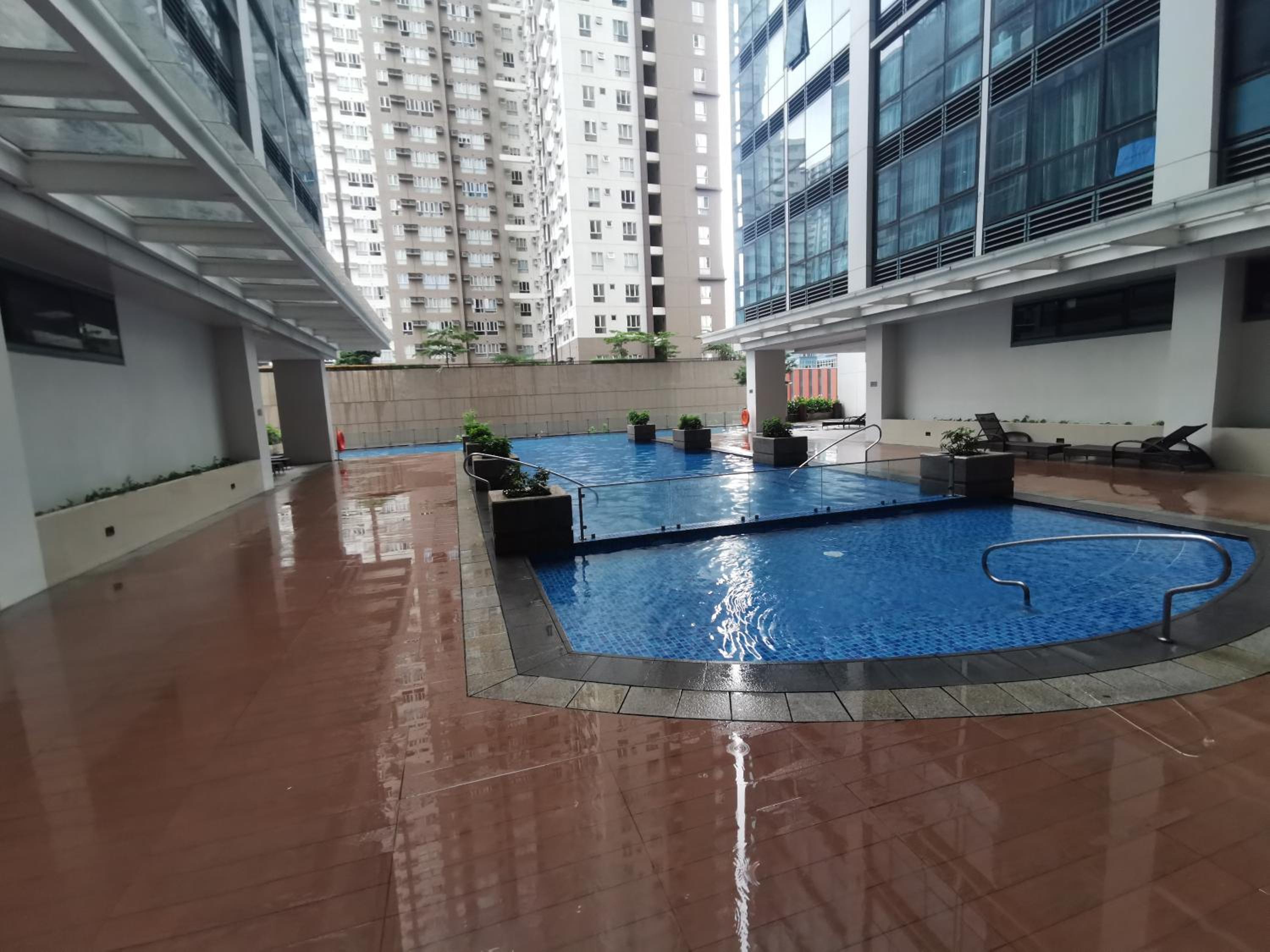 One Uptown Residence BGC One Bedroom