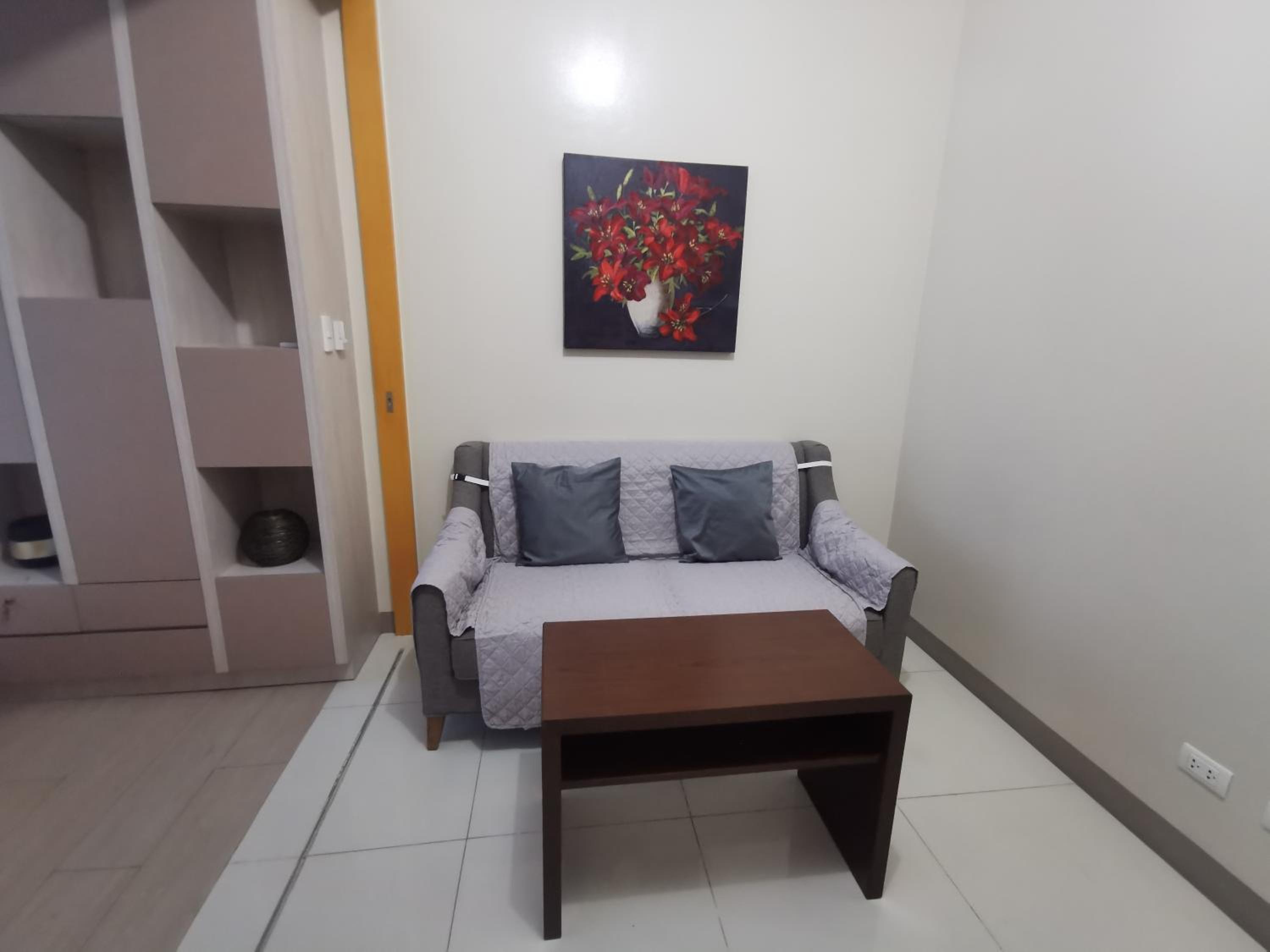 One Uptown Residence BGC One Bedroom