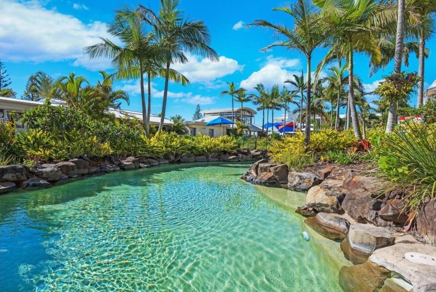Alex Heads Beachfront Resort 2 bedroom apartment
