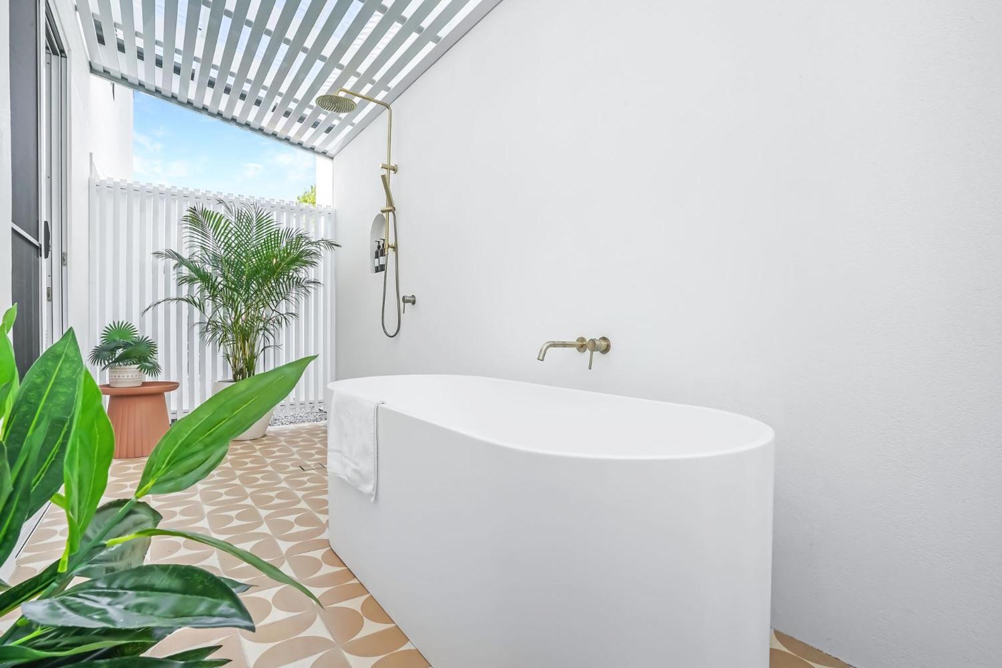 The Santana Collection TWO - Luxury Accomodation in the heart of Palm Cove