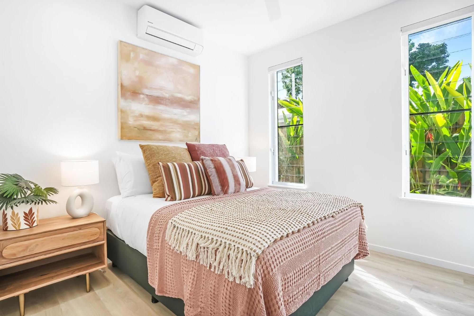 The Santana Collection TWO - Luxury Accomodation in the heart of Palm Cove