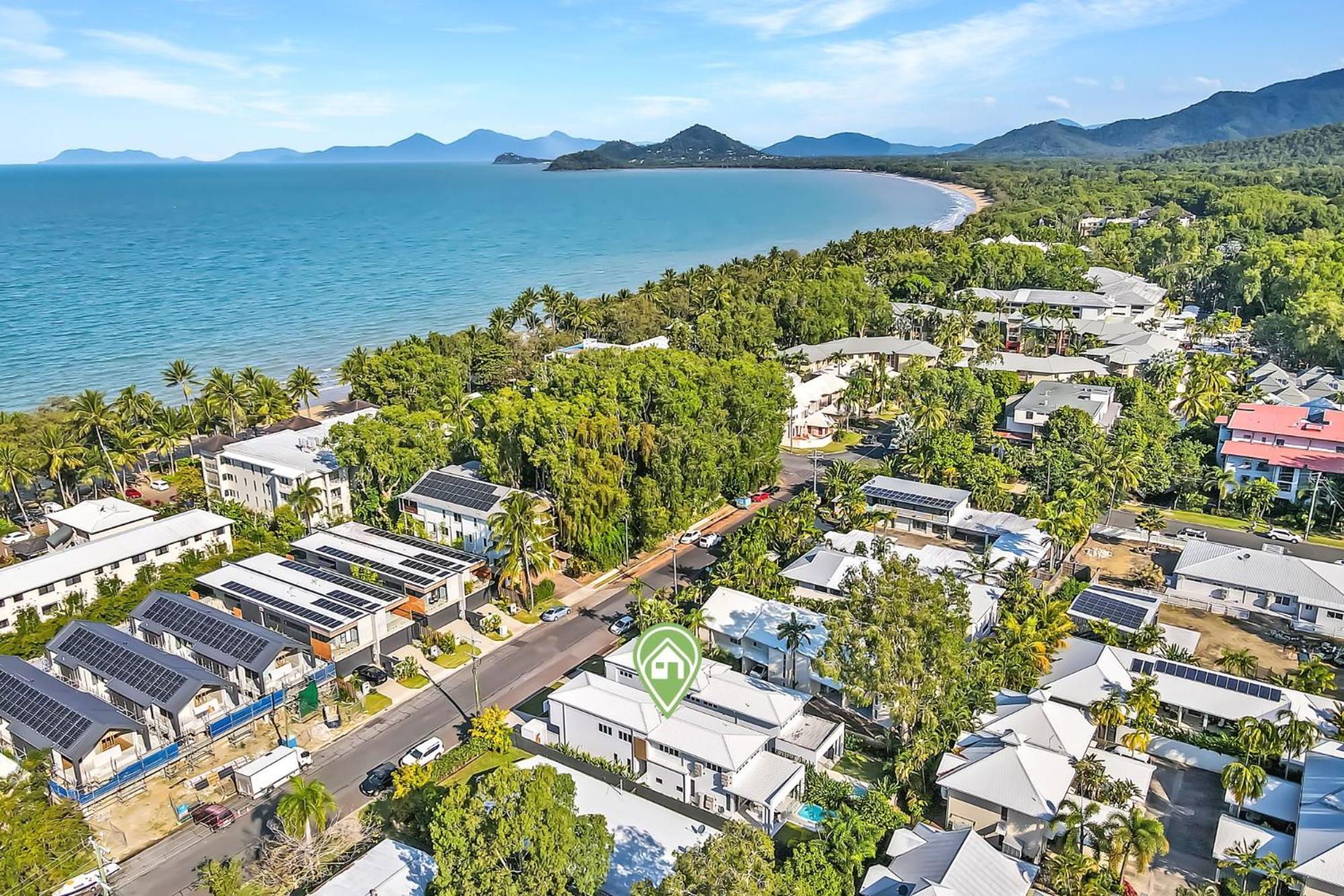 The Santana Collection TWO - Luxury Accomodation in the heart of Palm Cove