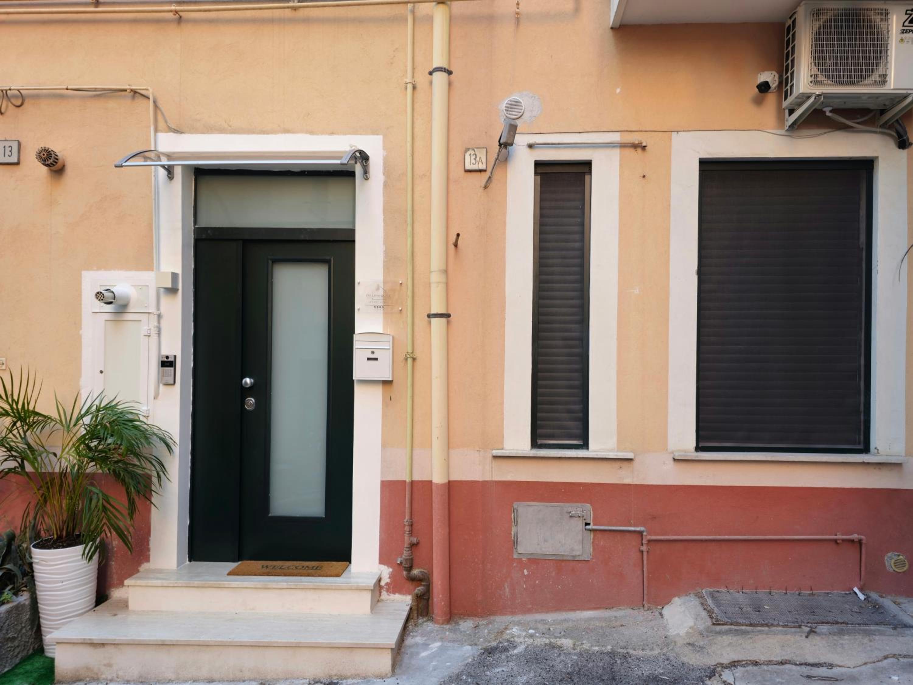 Hotel Palmhouse Salerno Con Jacuzzi