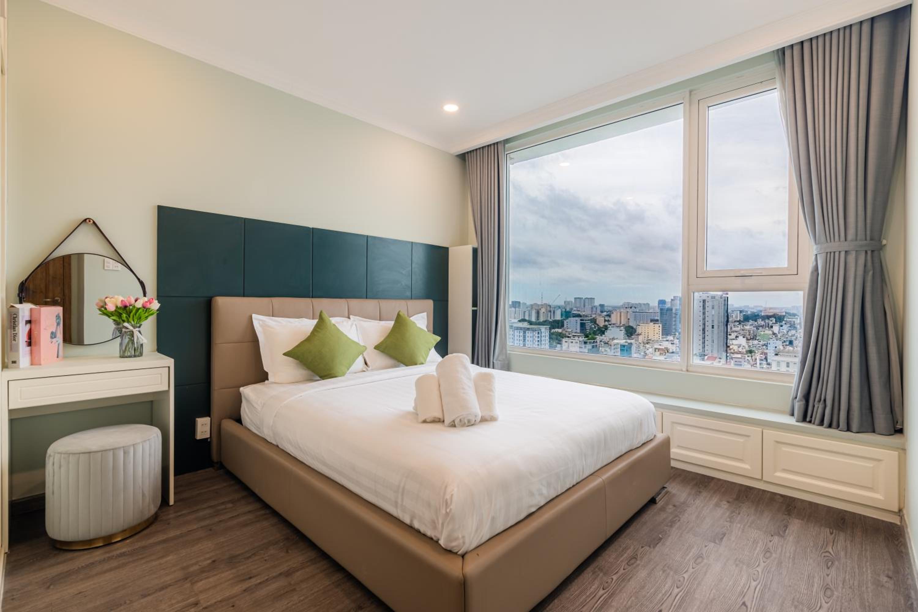 Léman Luxury Apartment District 3 HCMC