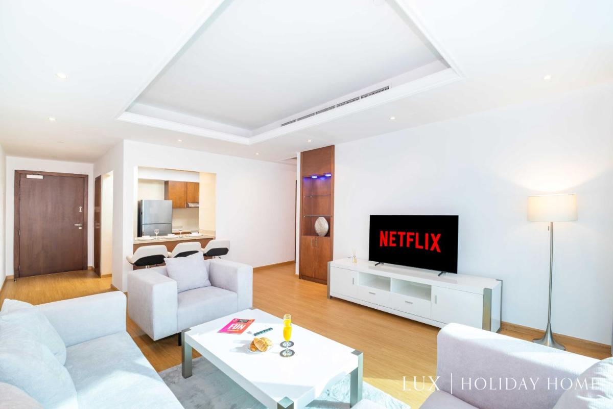 LUX The Orra Marina View Suite