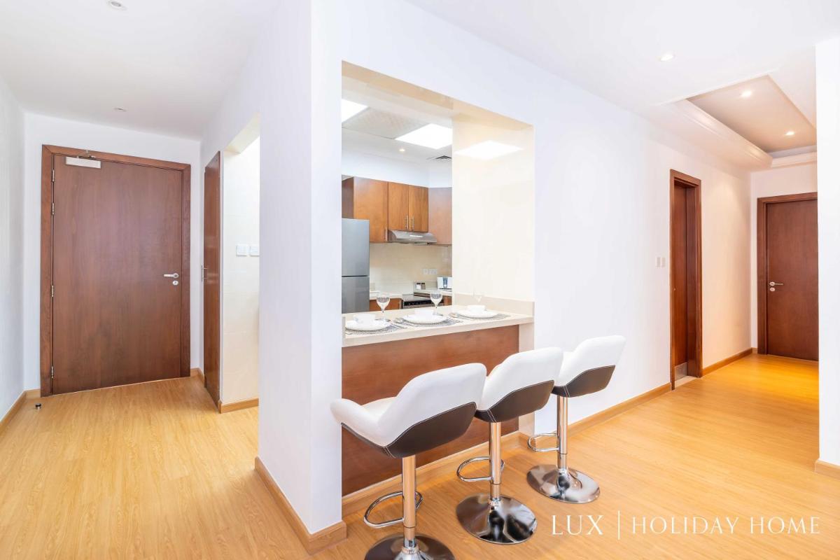 LUX The Orra Marina View Suite