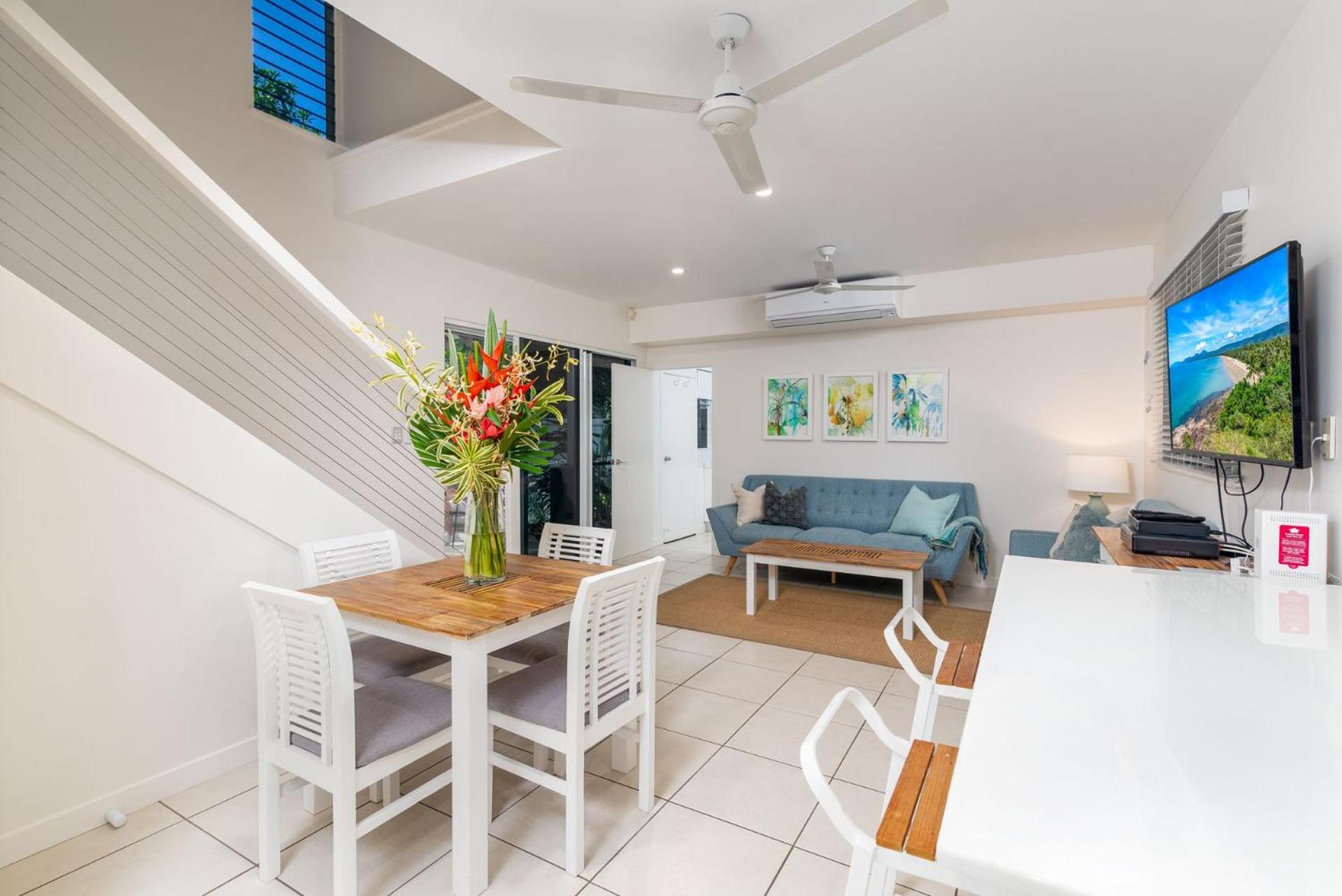 2 Barefoot Villas