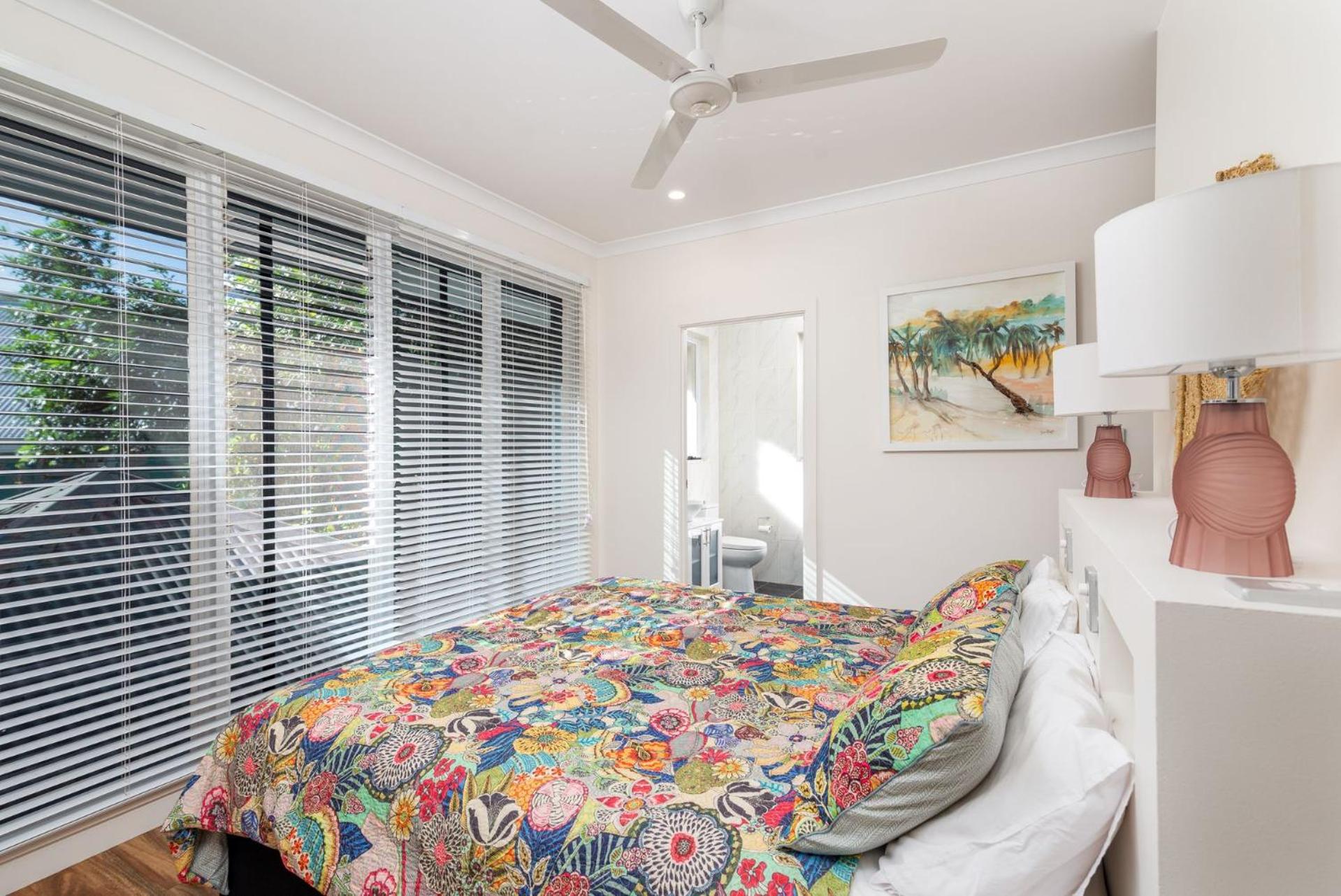 2 Barefoot Villas