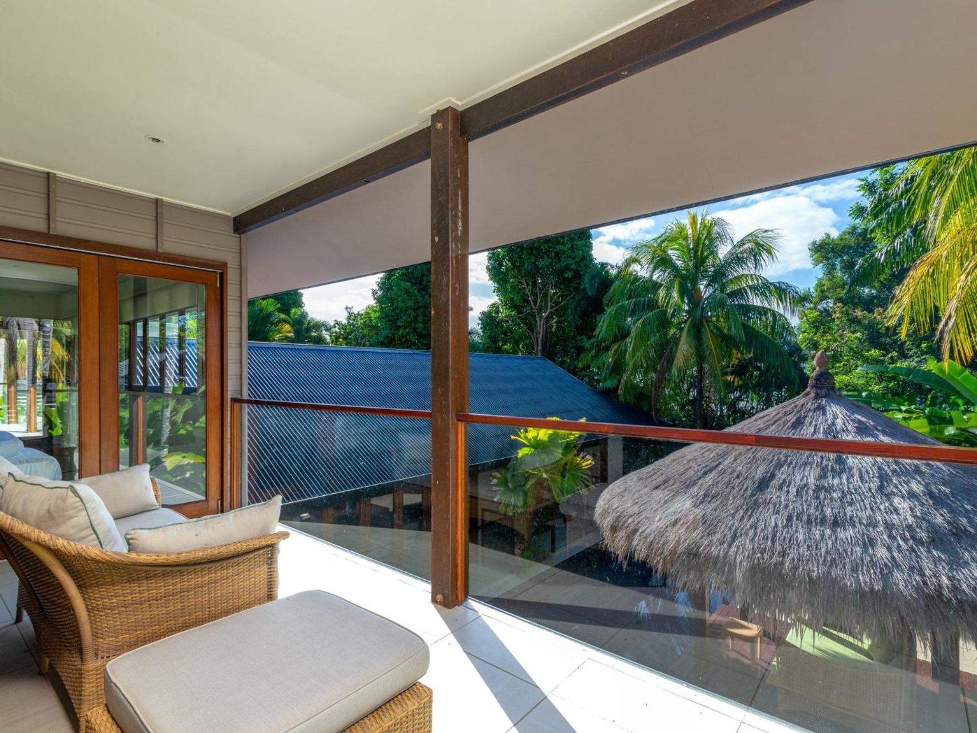 Oasis Beachfront Mirage