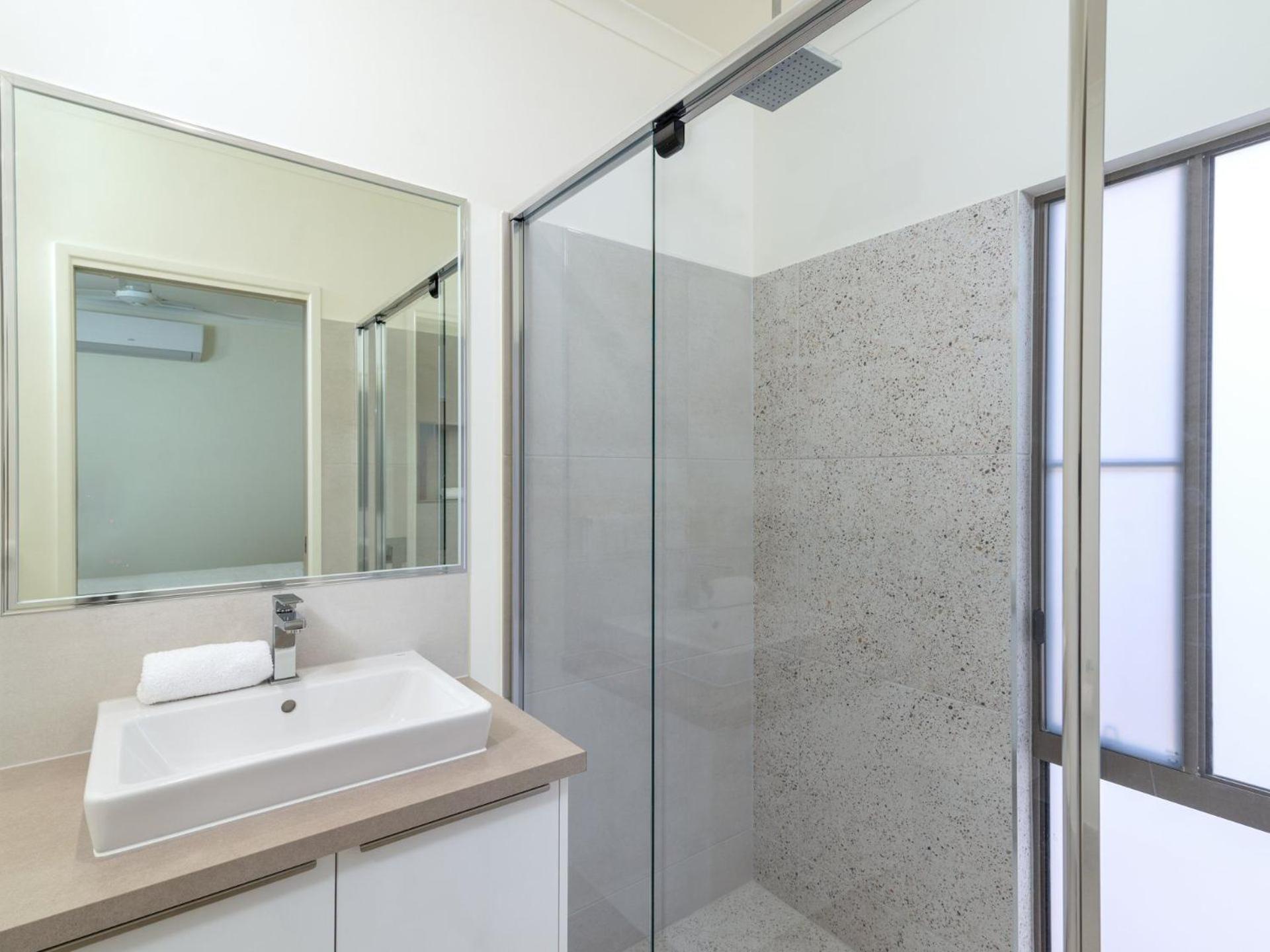 Hideaway on Ti Tree
