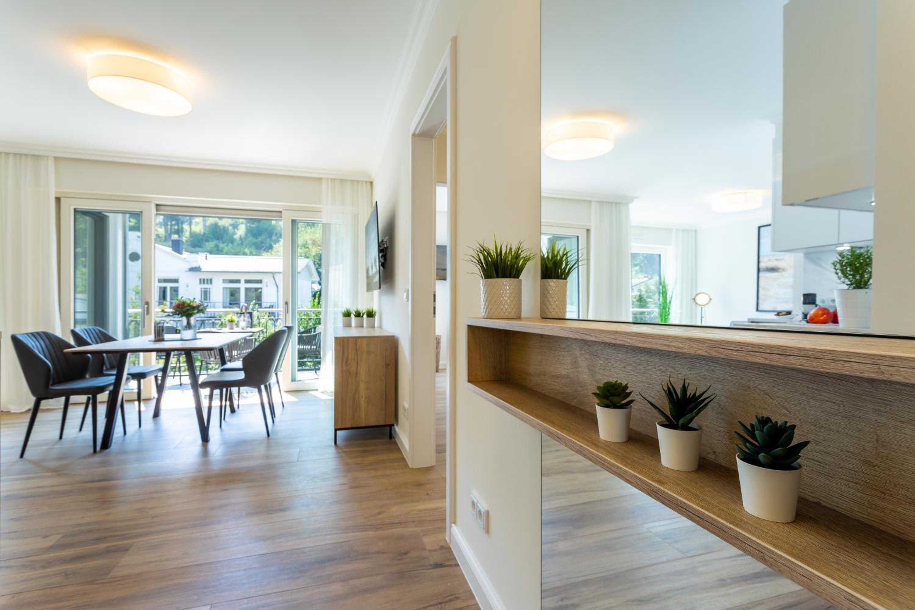 Villa Chloe Binz Appartements exklusiv in Top Lage mit Strandkorb am Strand
