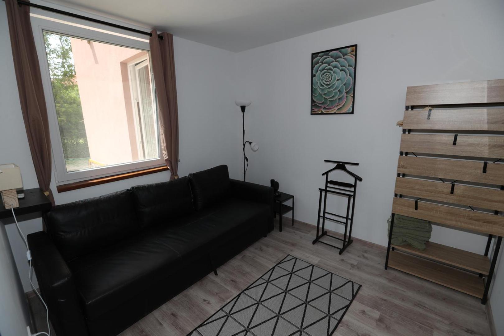 Four Flowers Apartman