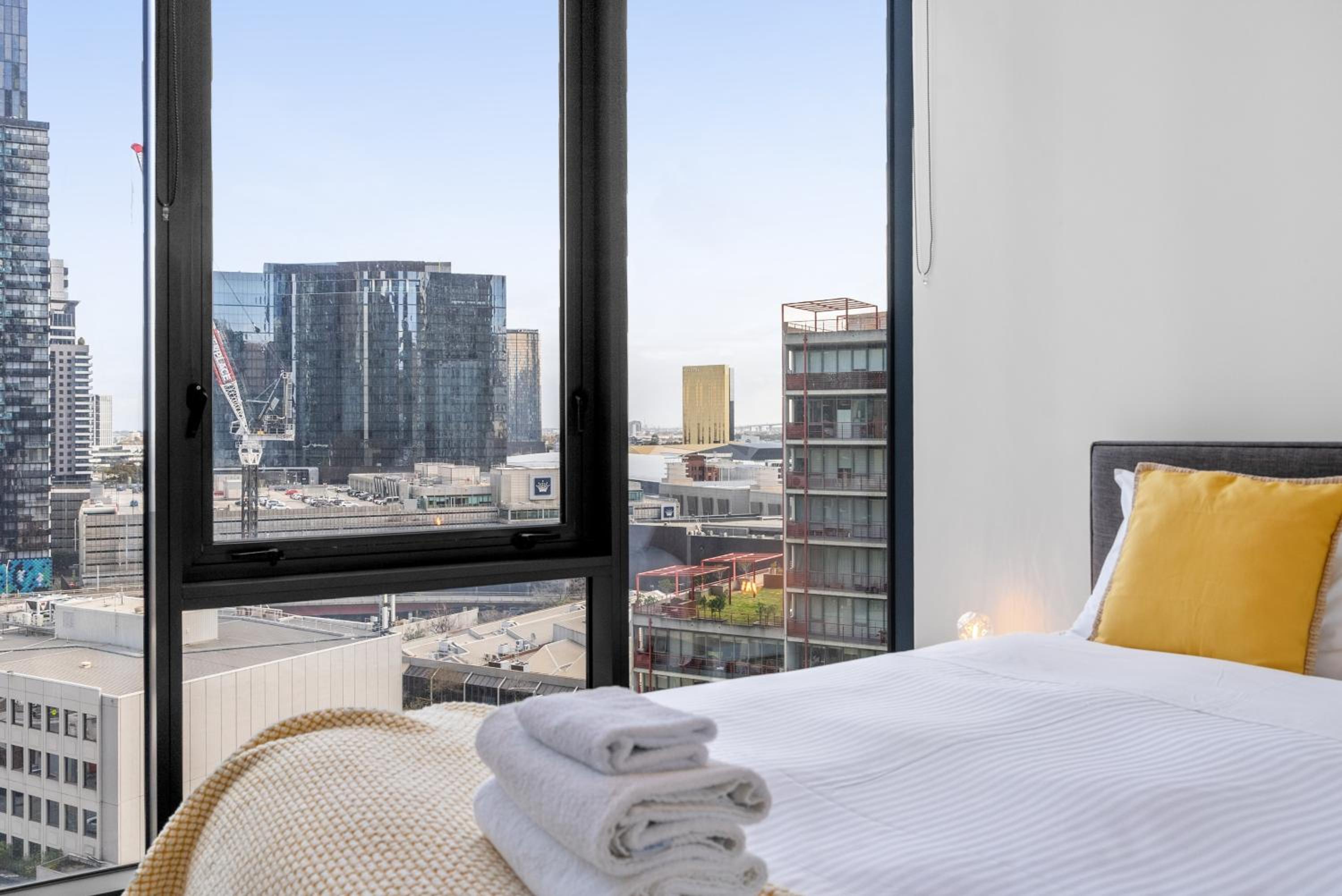 Southbank ONE - 2Br Apartment