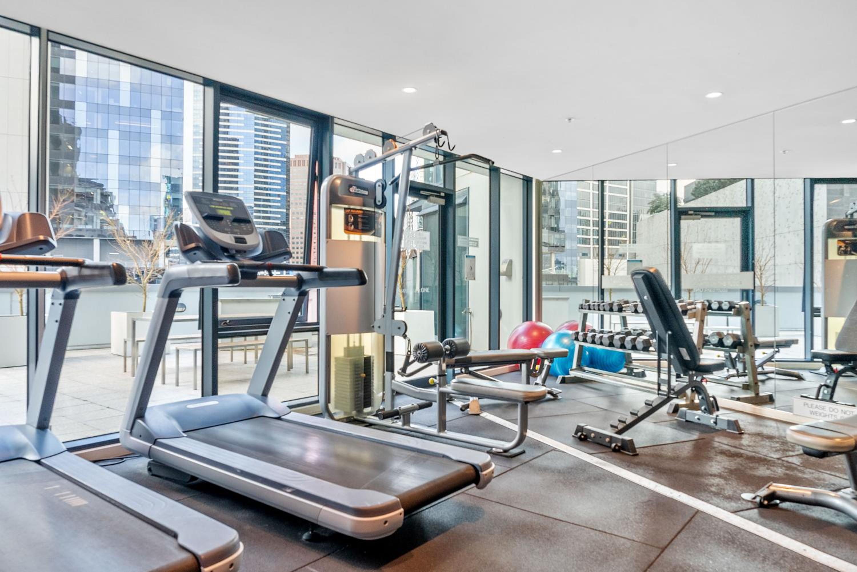 Southbank ONE - 2Br Apartment
