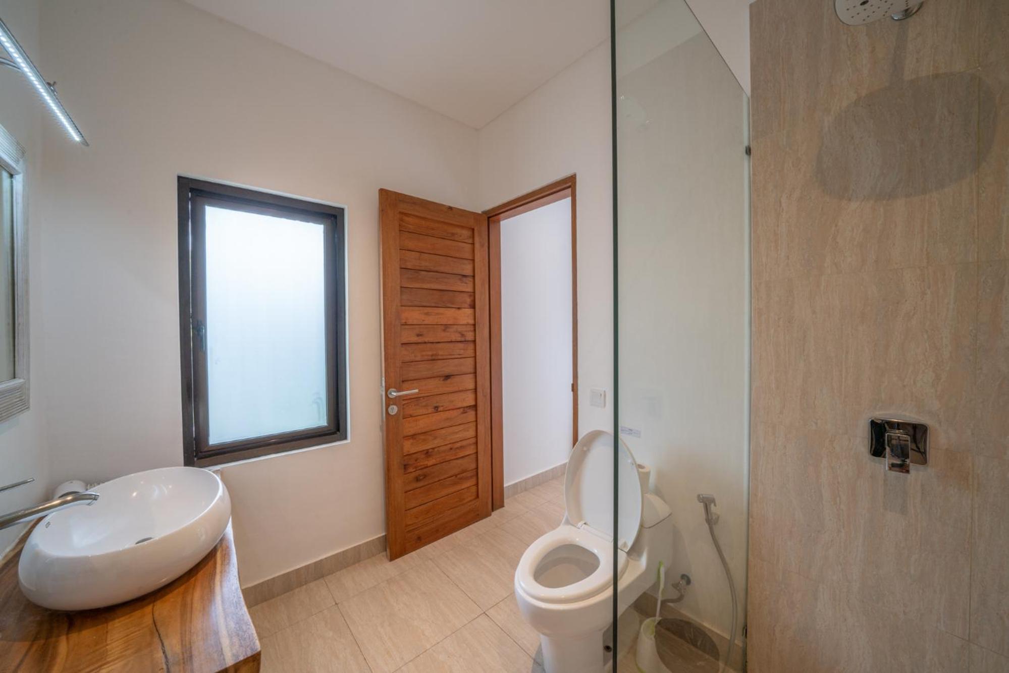 Villa Anna - Stylish 3BR Brand New Villa in Canggu view 2