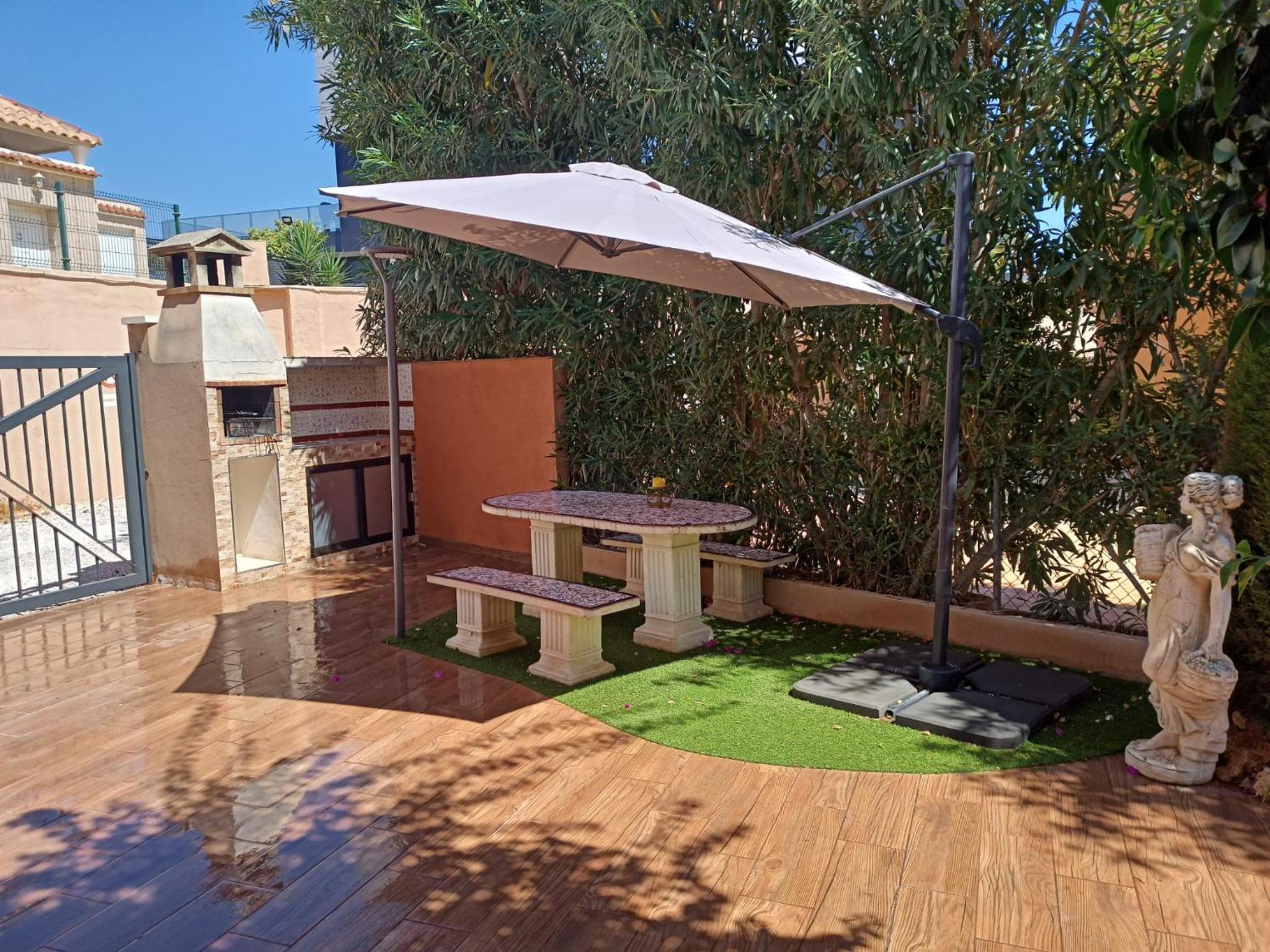 House Laguna Roja with sun terrace
