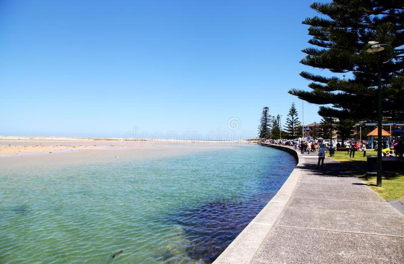 AAA-The Entrance Private Water Front 1 bedroom appartment at the Oaks