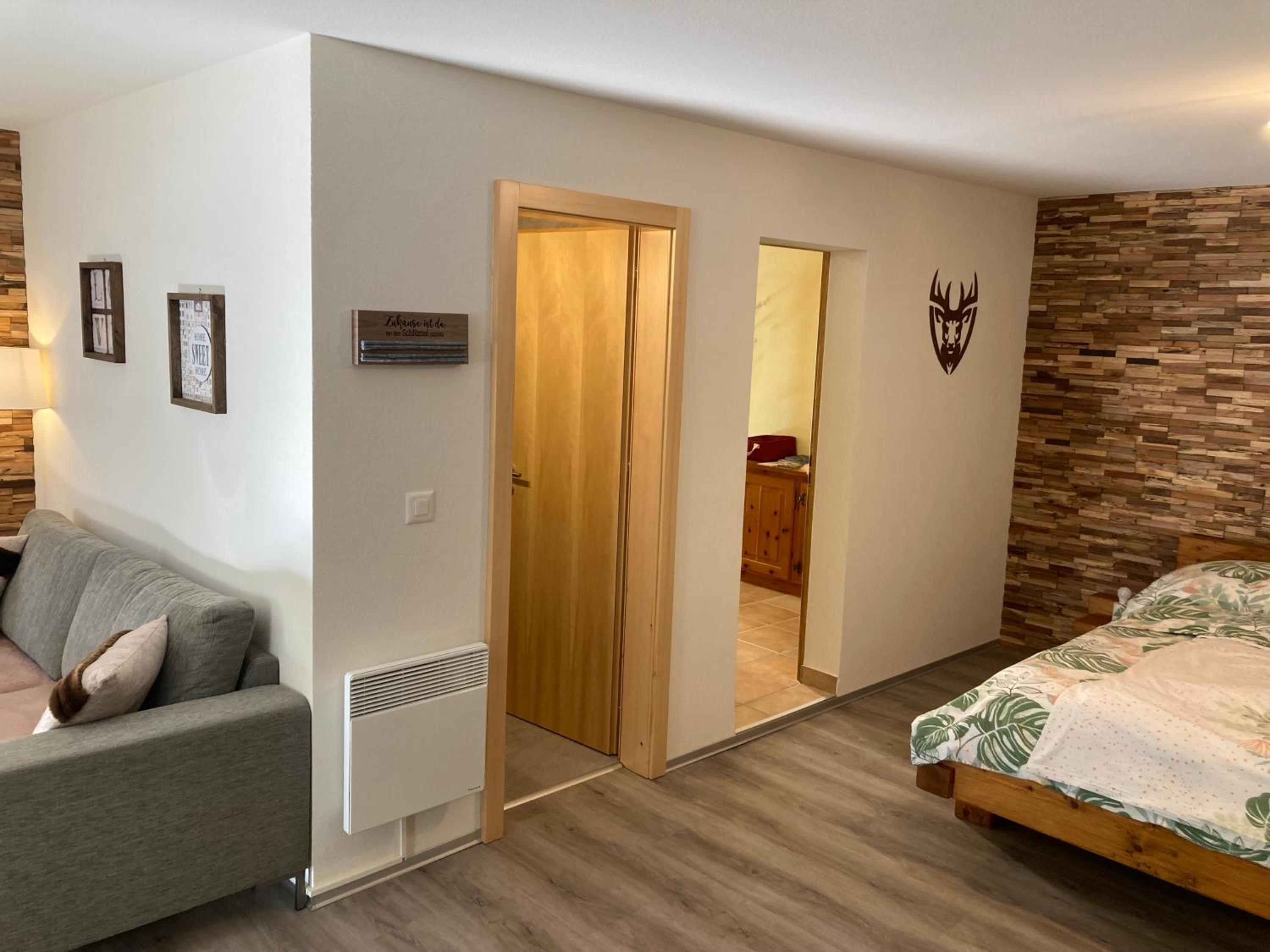Apartment Morgengruss - 3 Min Walk to Train Station, Central & Quiet