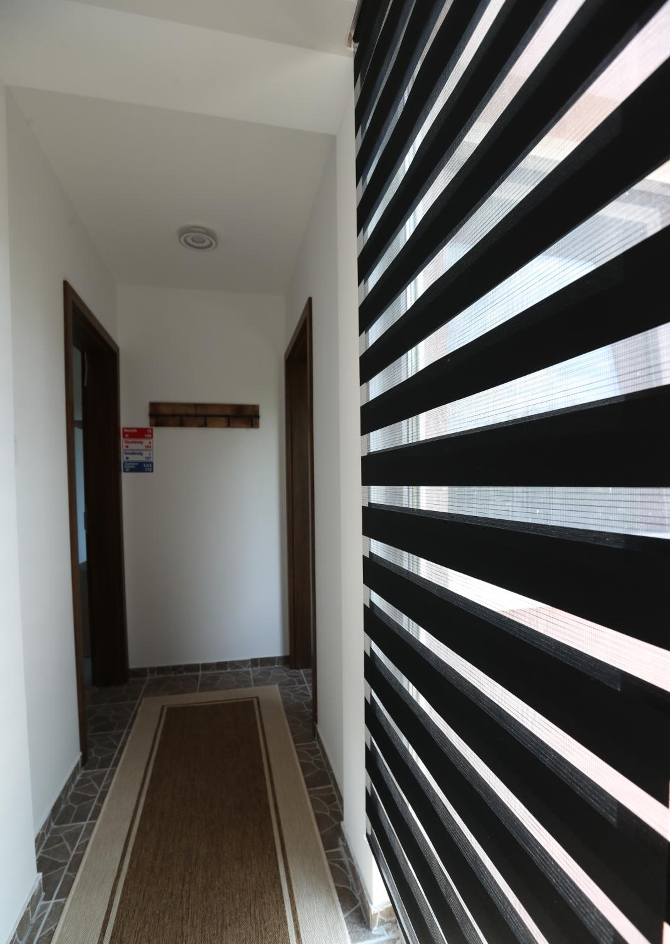 Four Flowers Apartman