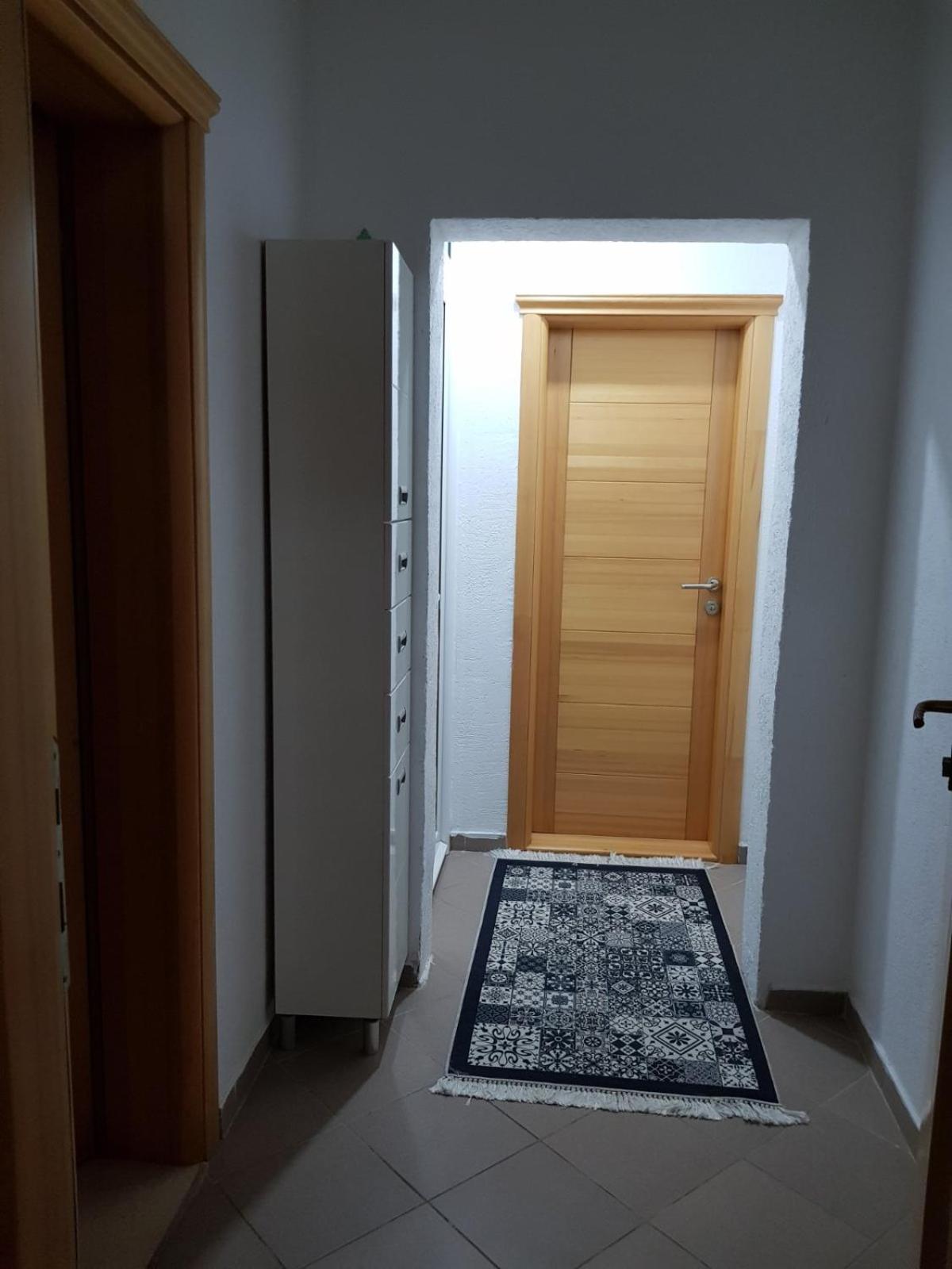 Apartmani MINA