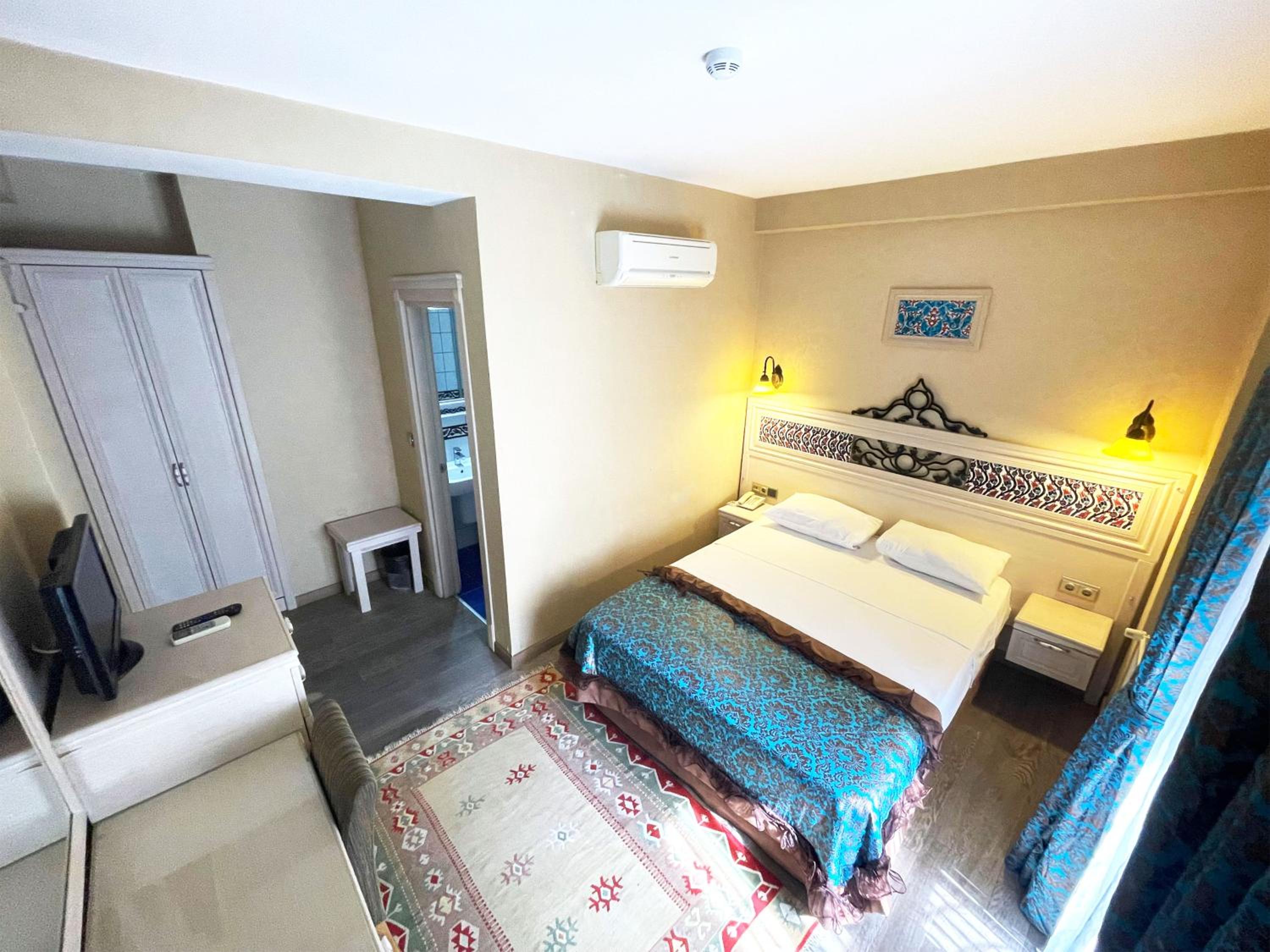 Hotel Novano - Image 36