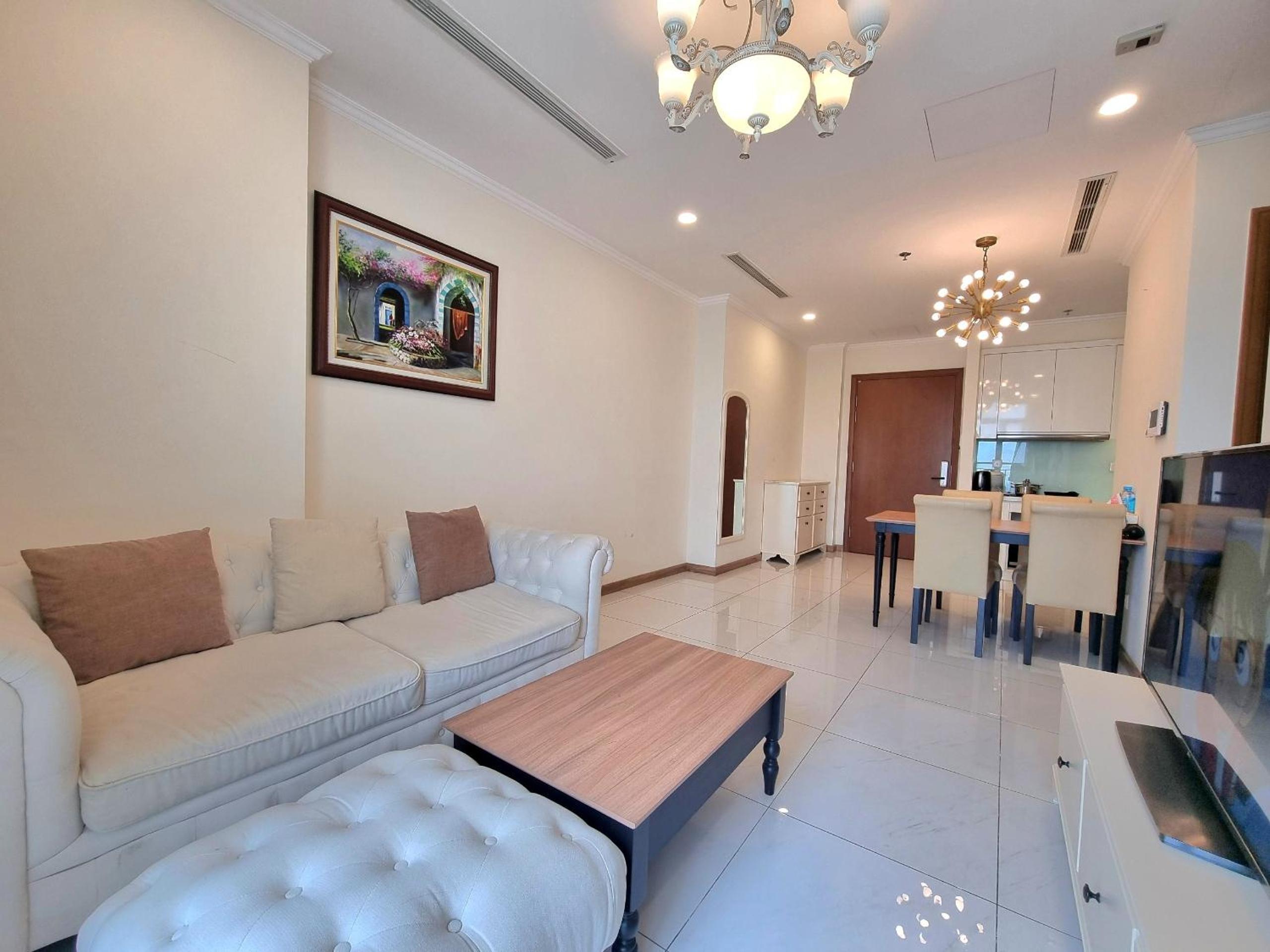 Vinhomes Central Park - Luxury 1,2,3,4 bedroom apartments - Khu đô thị ven sông đẹp nhất TP HCM